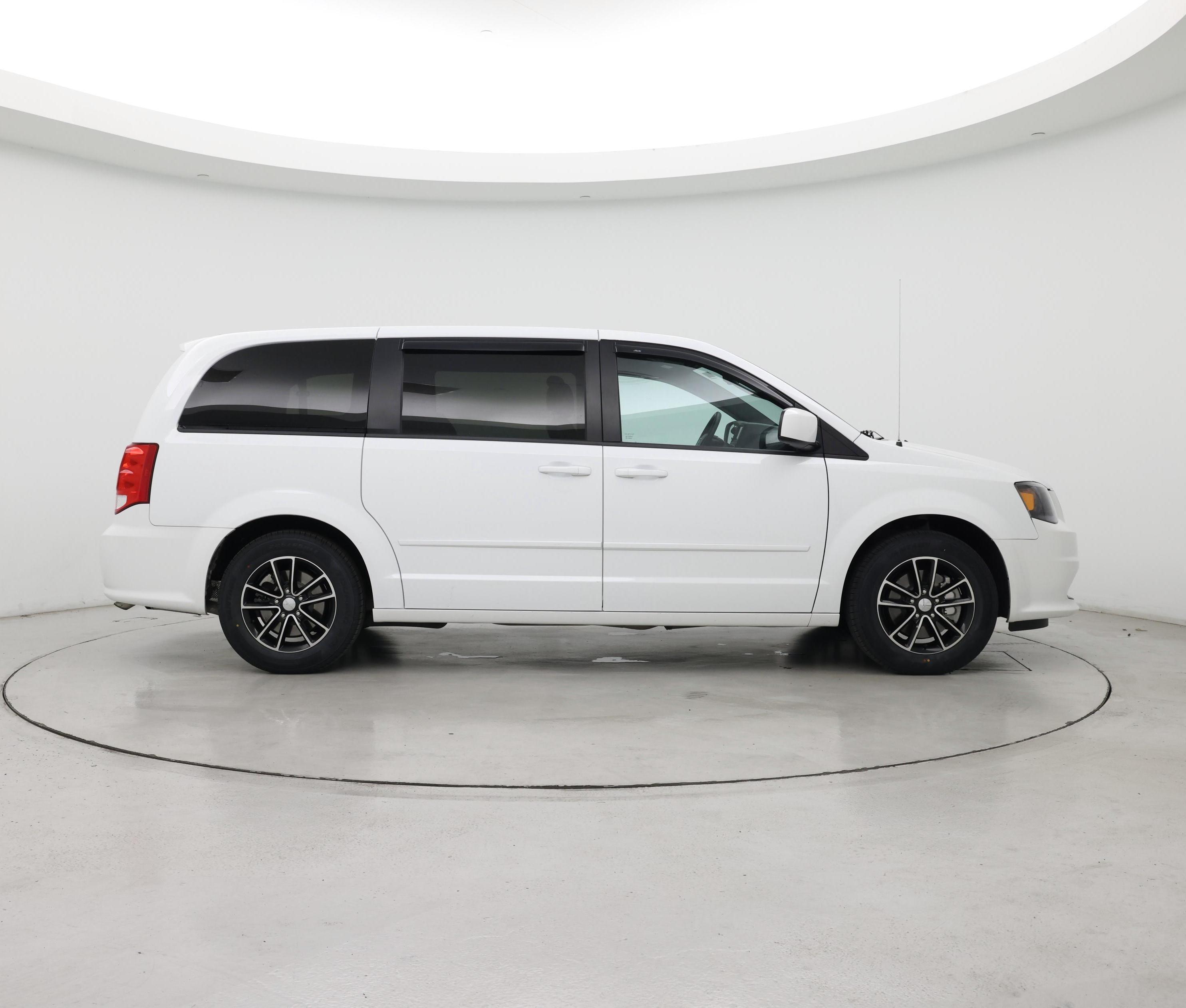 Thumbnail: 2017 Dodge Grand Caravan - 7