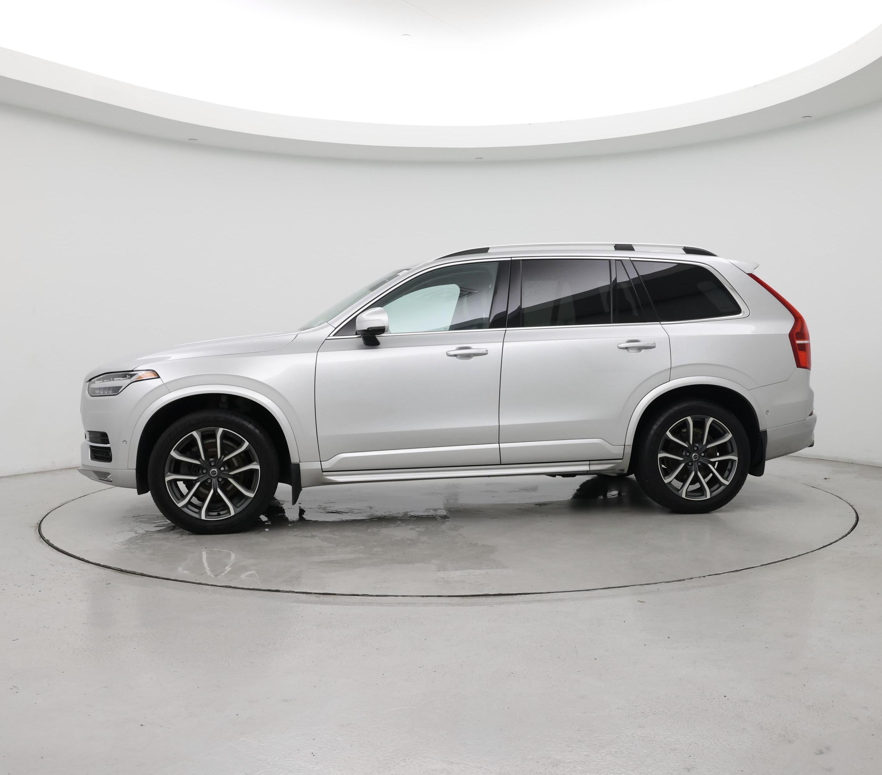 Thumbnail: 2018 Volvo XC90 - 3