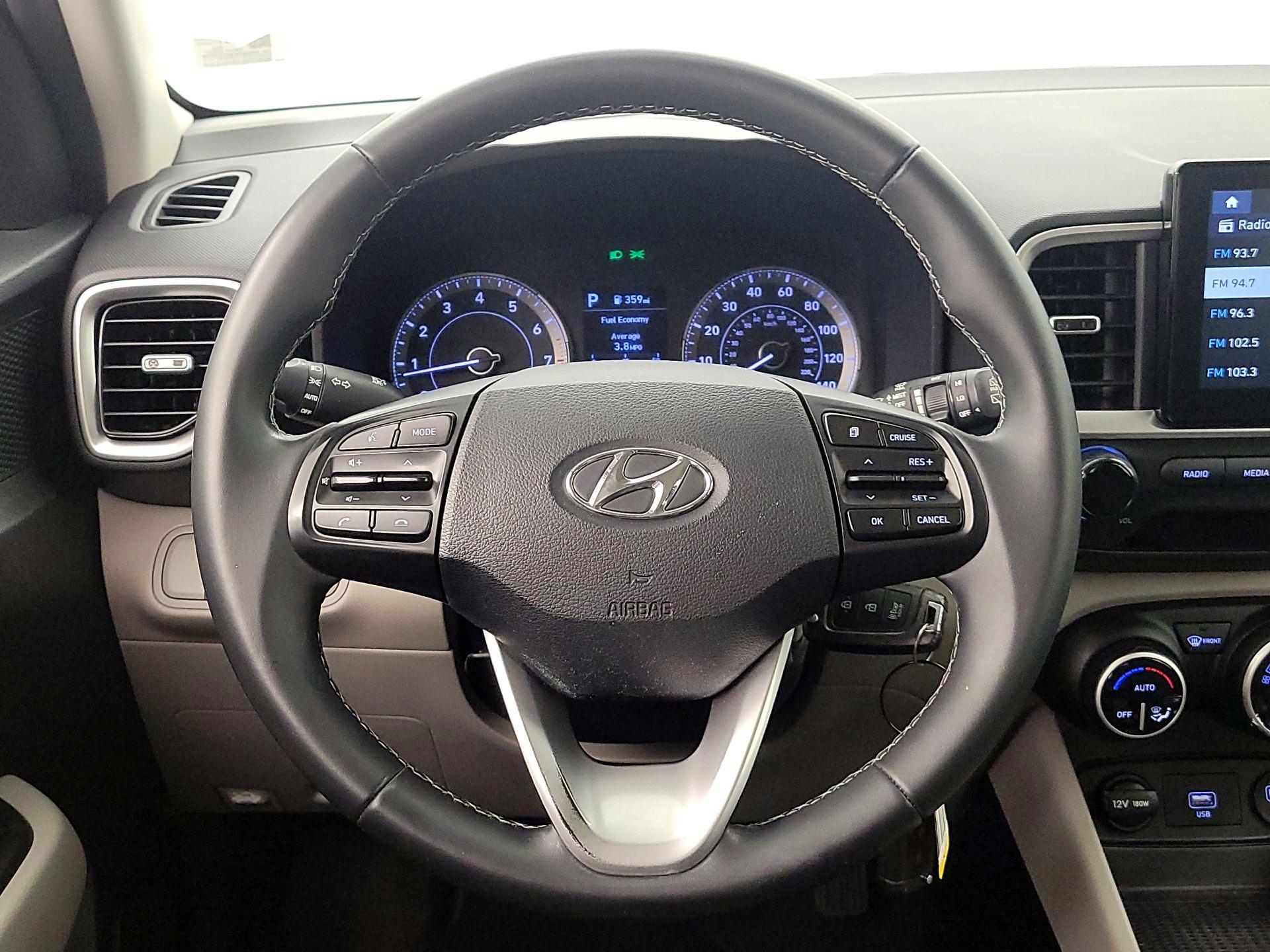 Thumbnail: 2021 Hyundai Venue - 10