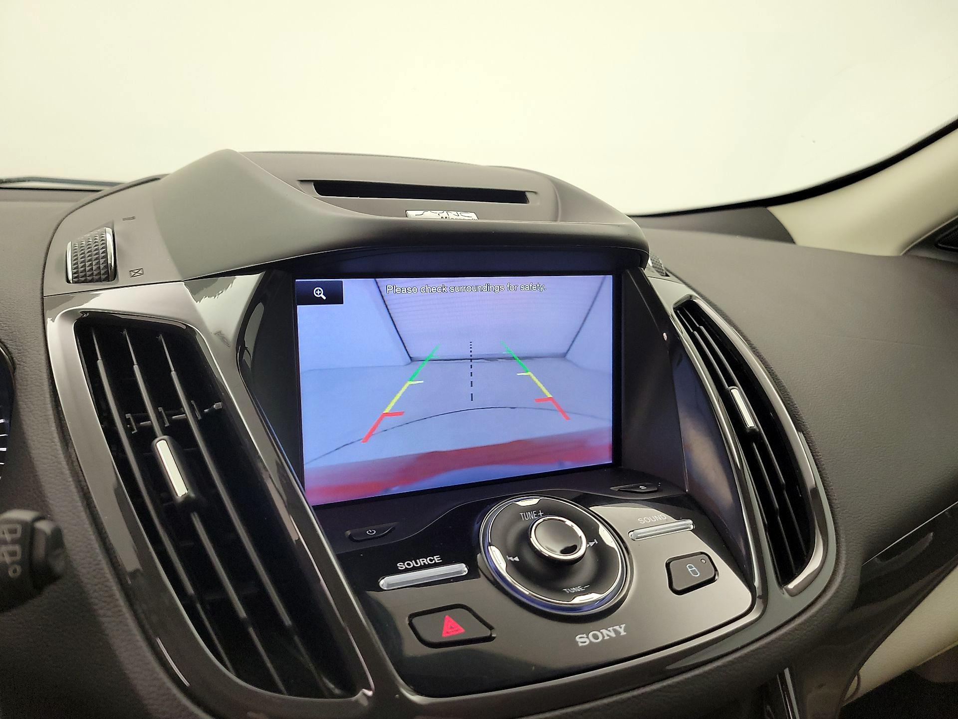 Thumbnail: 2014 Ford Escape - 15