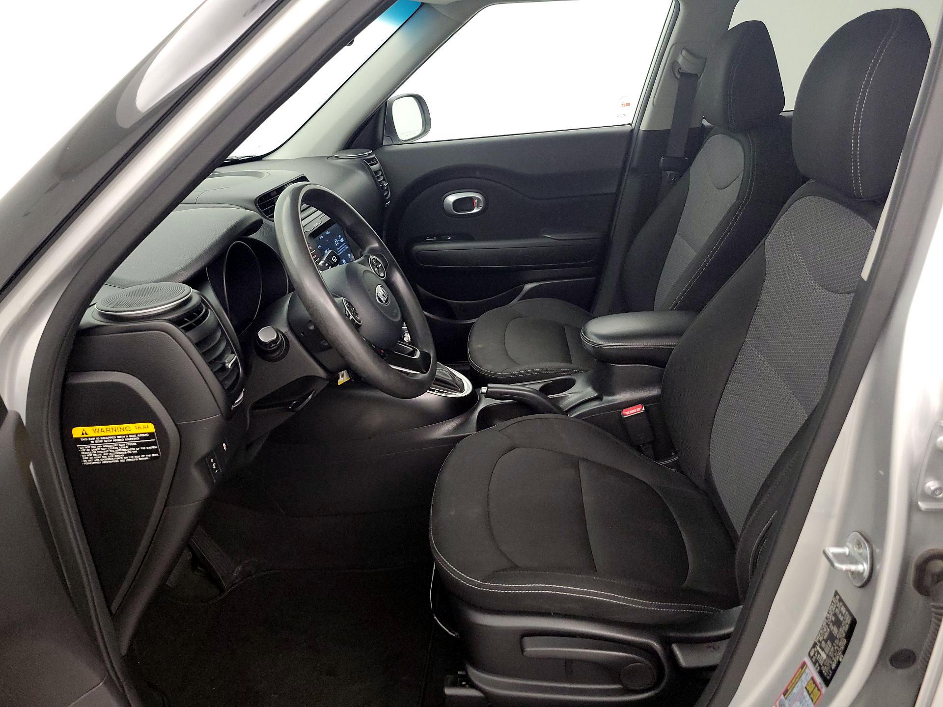 Thumbnail: 2018 Kia Soul - 11
