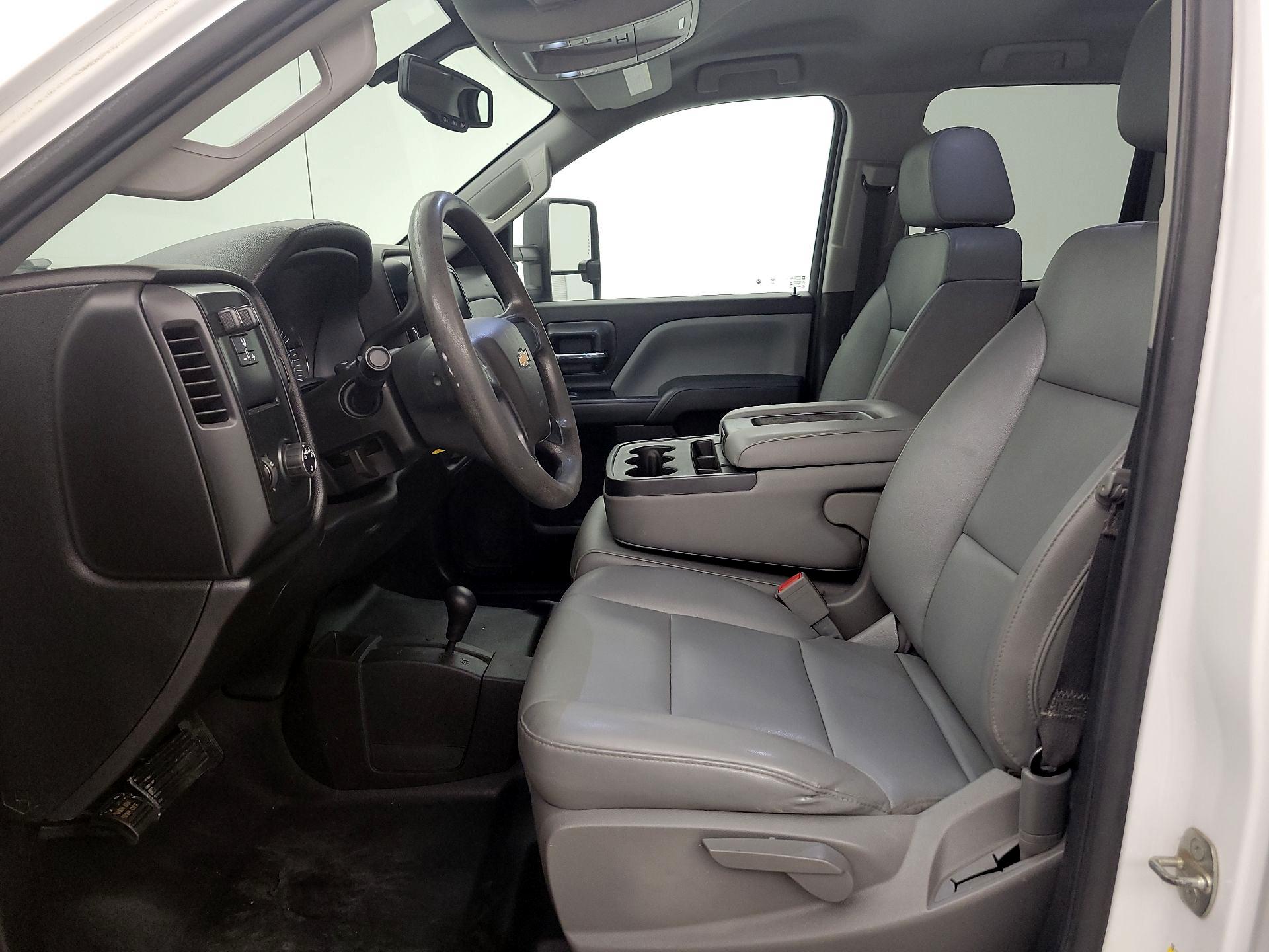 Thumbnail: 2019 Chevrolet Silverado 2500 - 11
