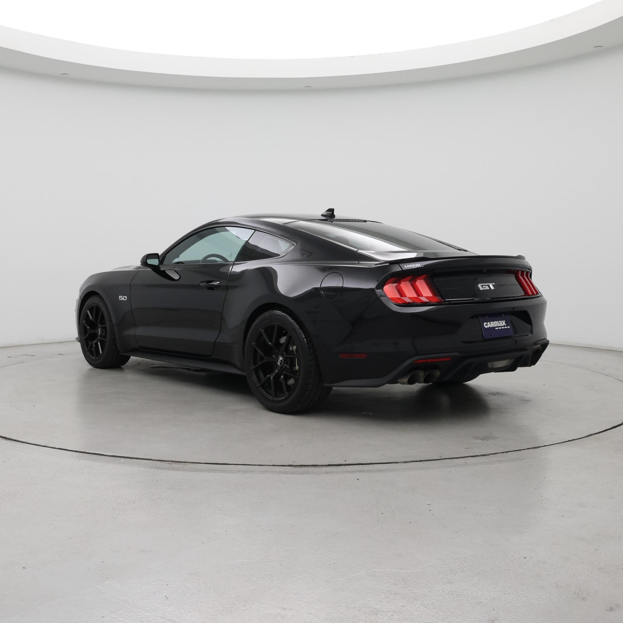 Thumbnail: 2022 Ford Mustang - 2