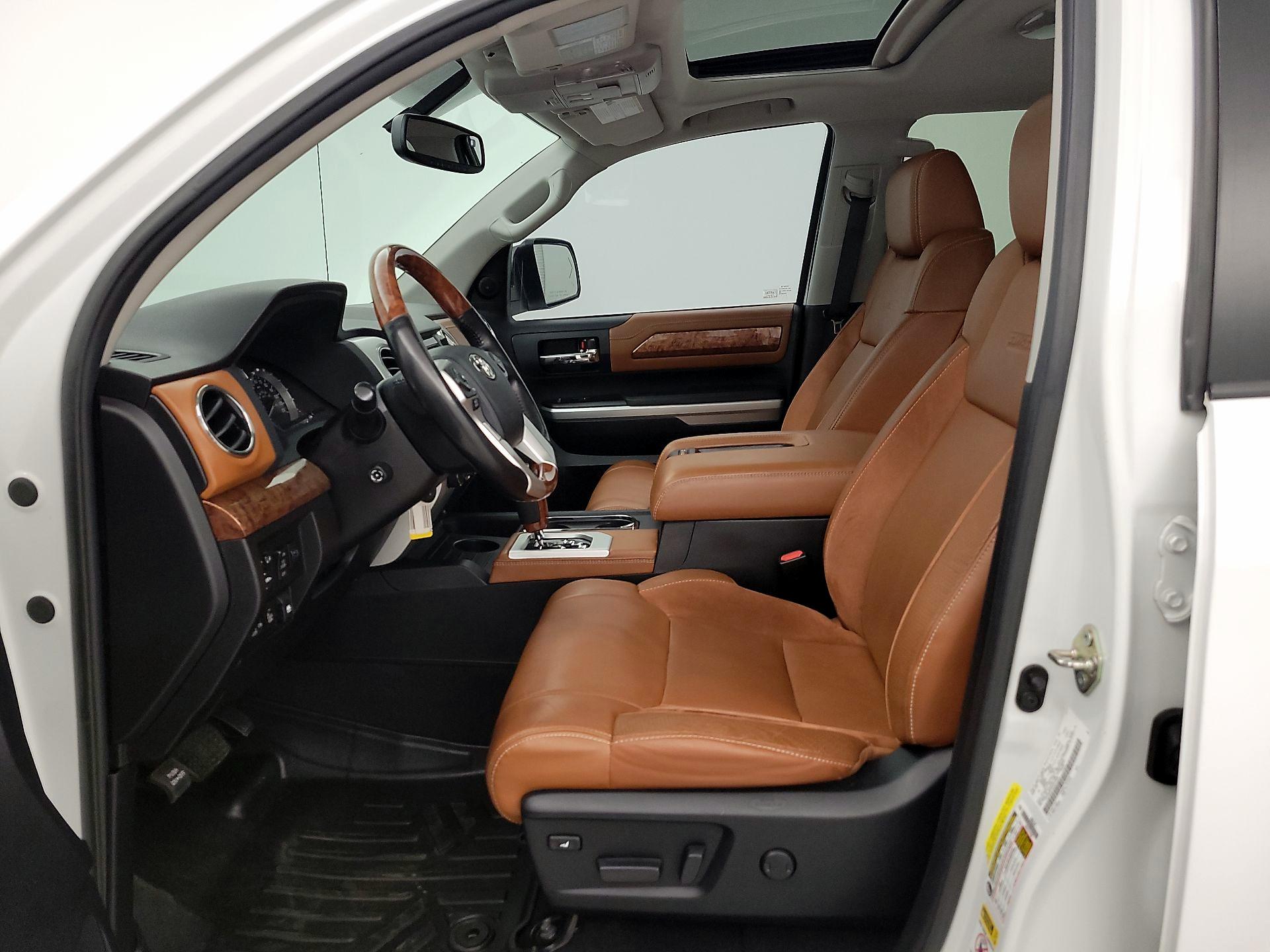 Thumbnail: 2016 Toyota Tundra - 11
