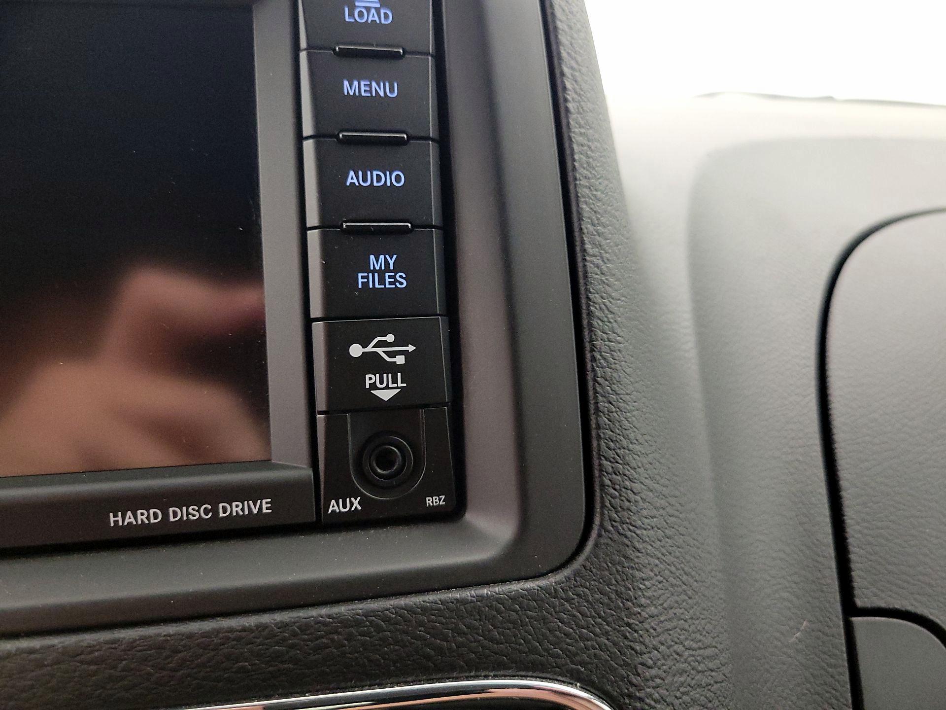 Thumbnail: 2019 Dodge Grand Caravan - 18