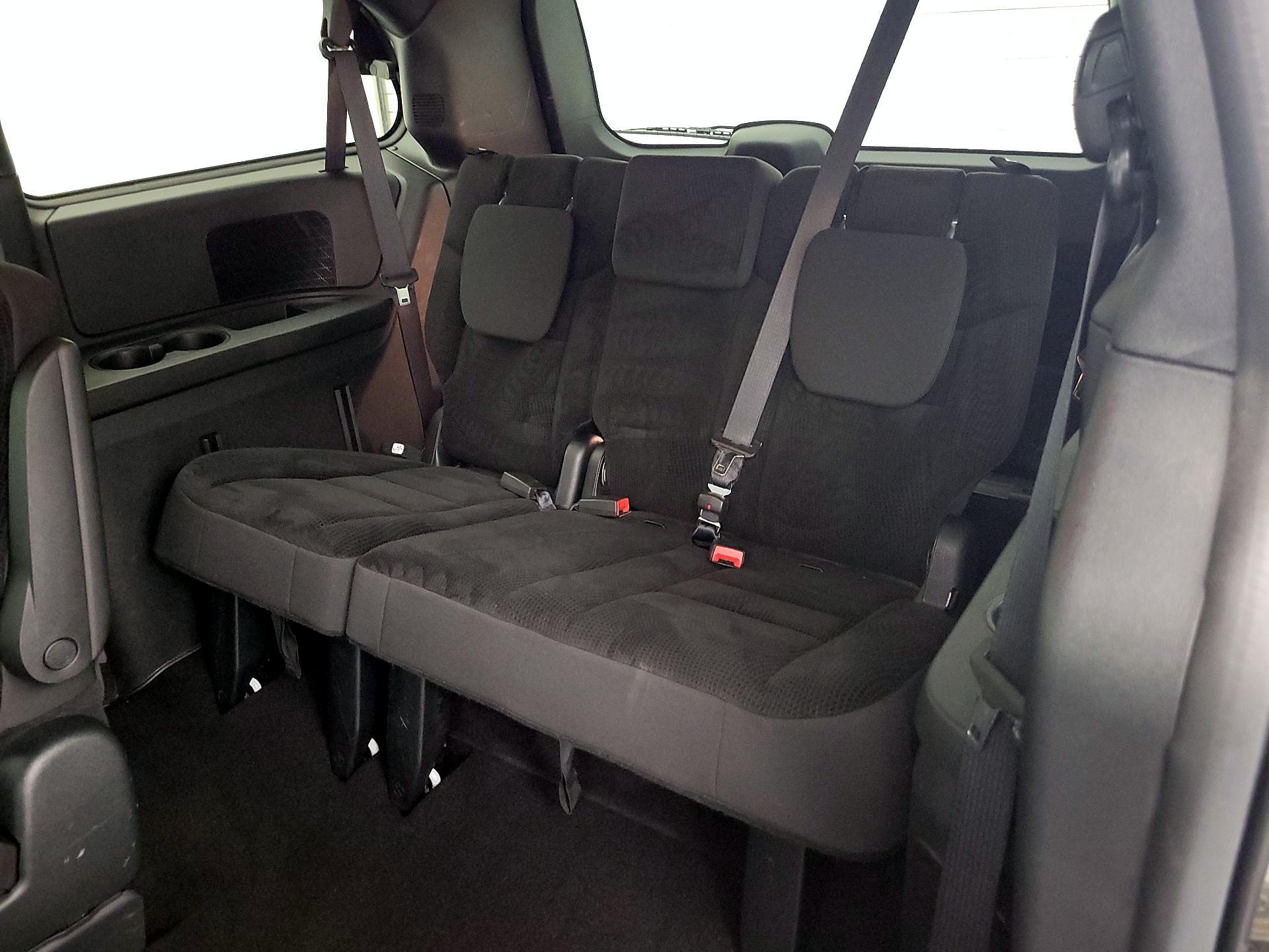 Thumbnail: 2019 Dodge Grand Caravan - 20