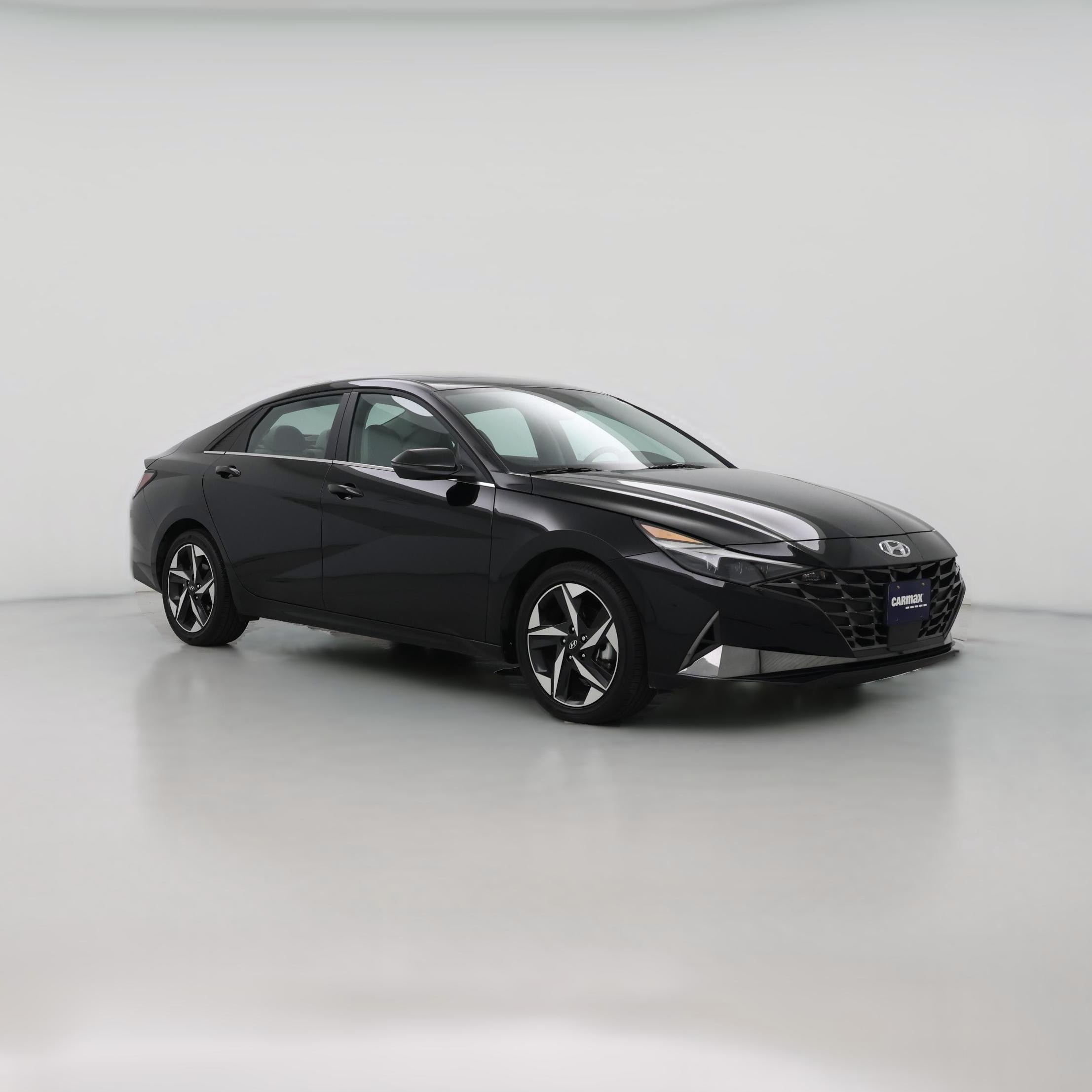 Thumbnail: 2022 Hyundai Elantra - 1