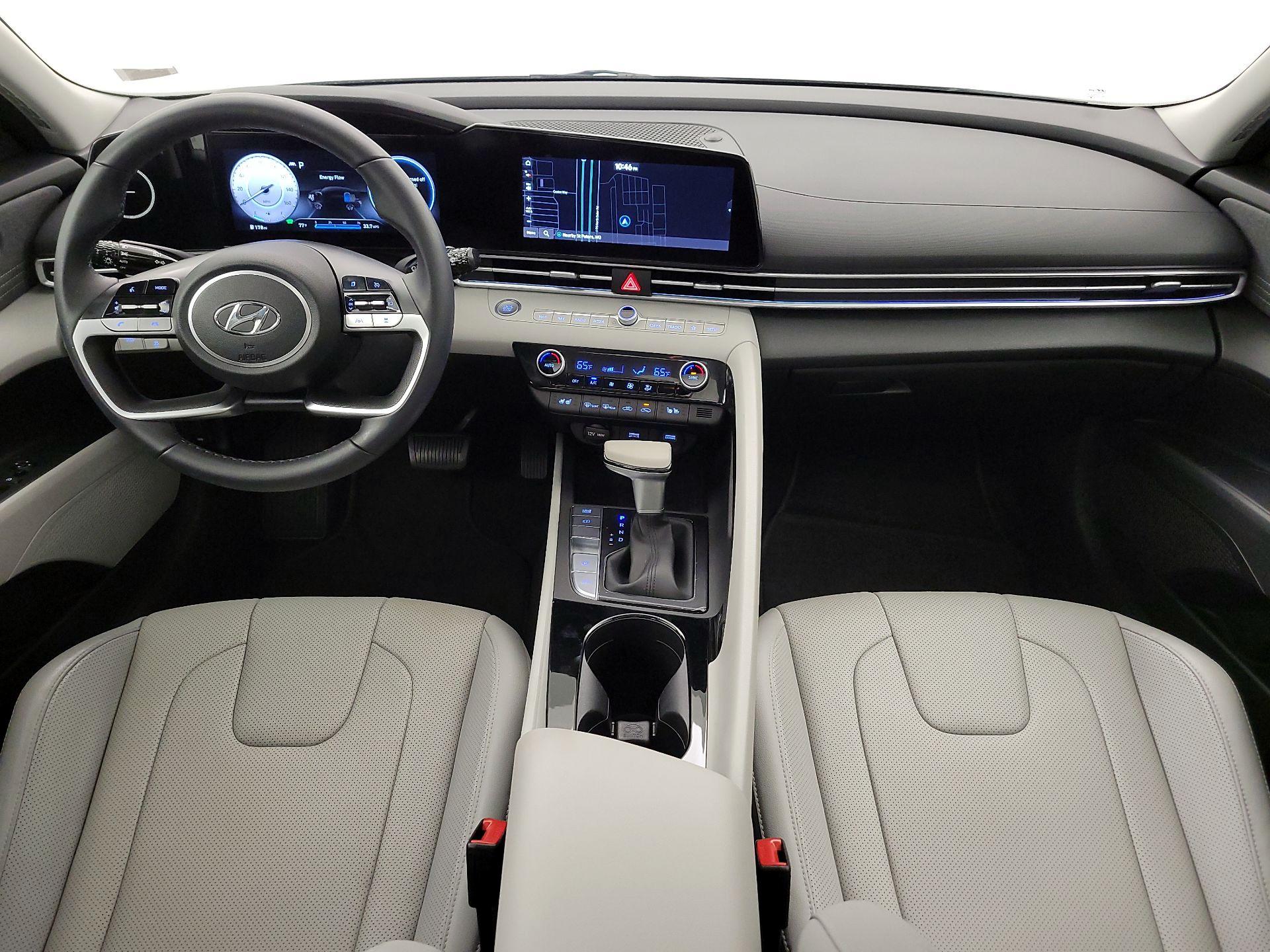 Thumbnail: 2022 Hyundai Elantra - 9