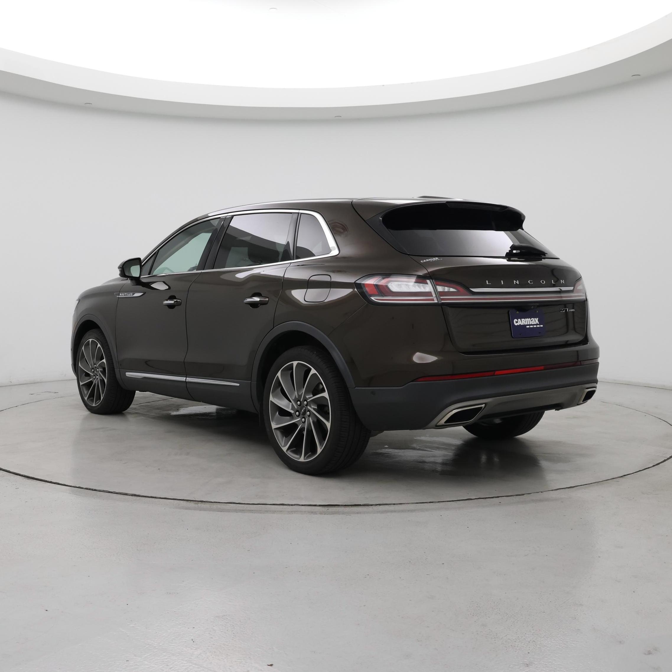 Thumbnail: 2019 Lincoln Nautilus - 2