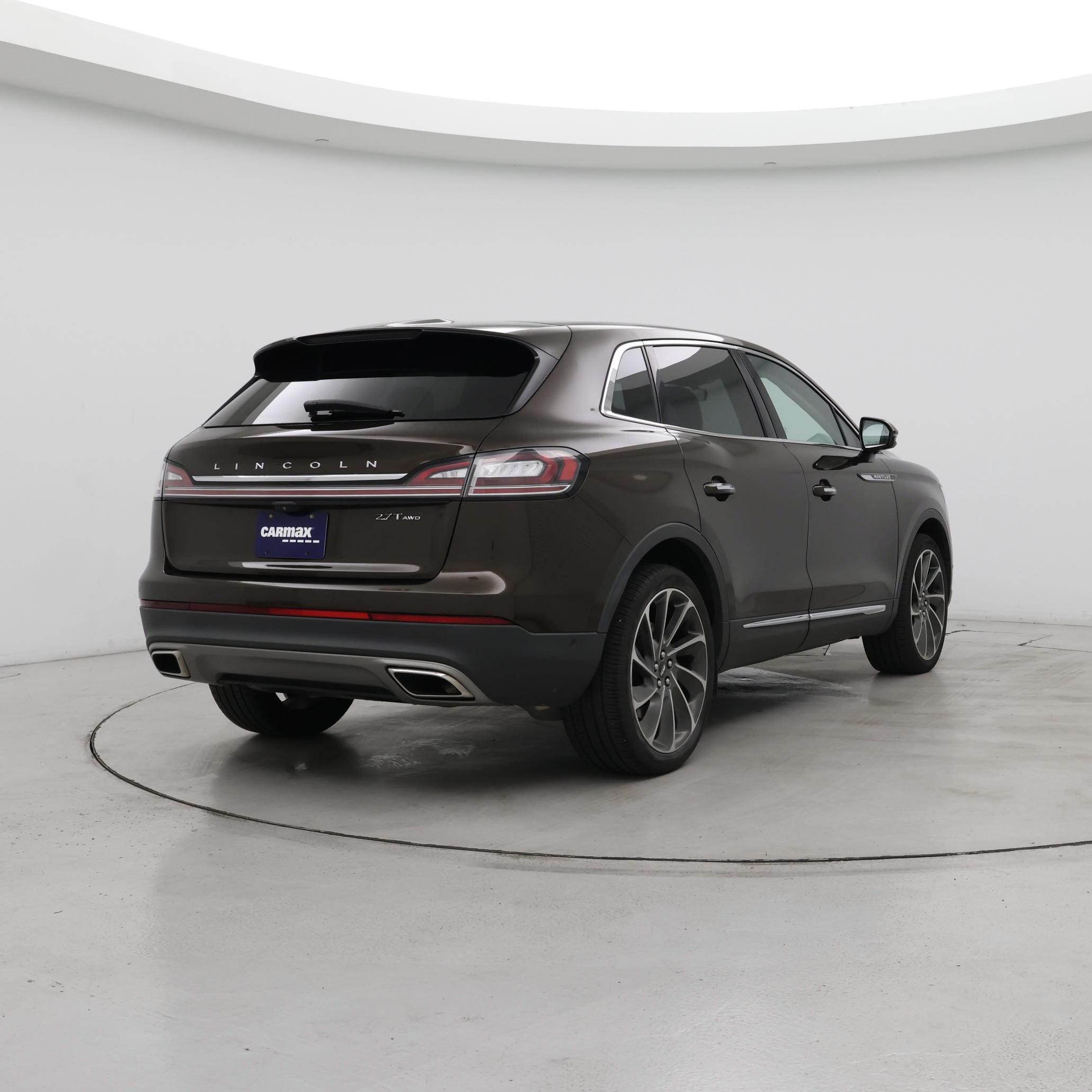 Thumbnail: 2019 Lincoln Nautilus - 8