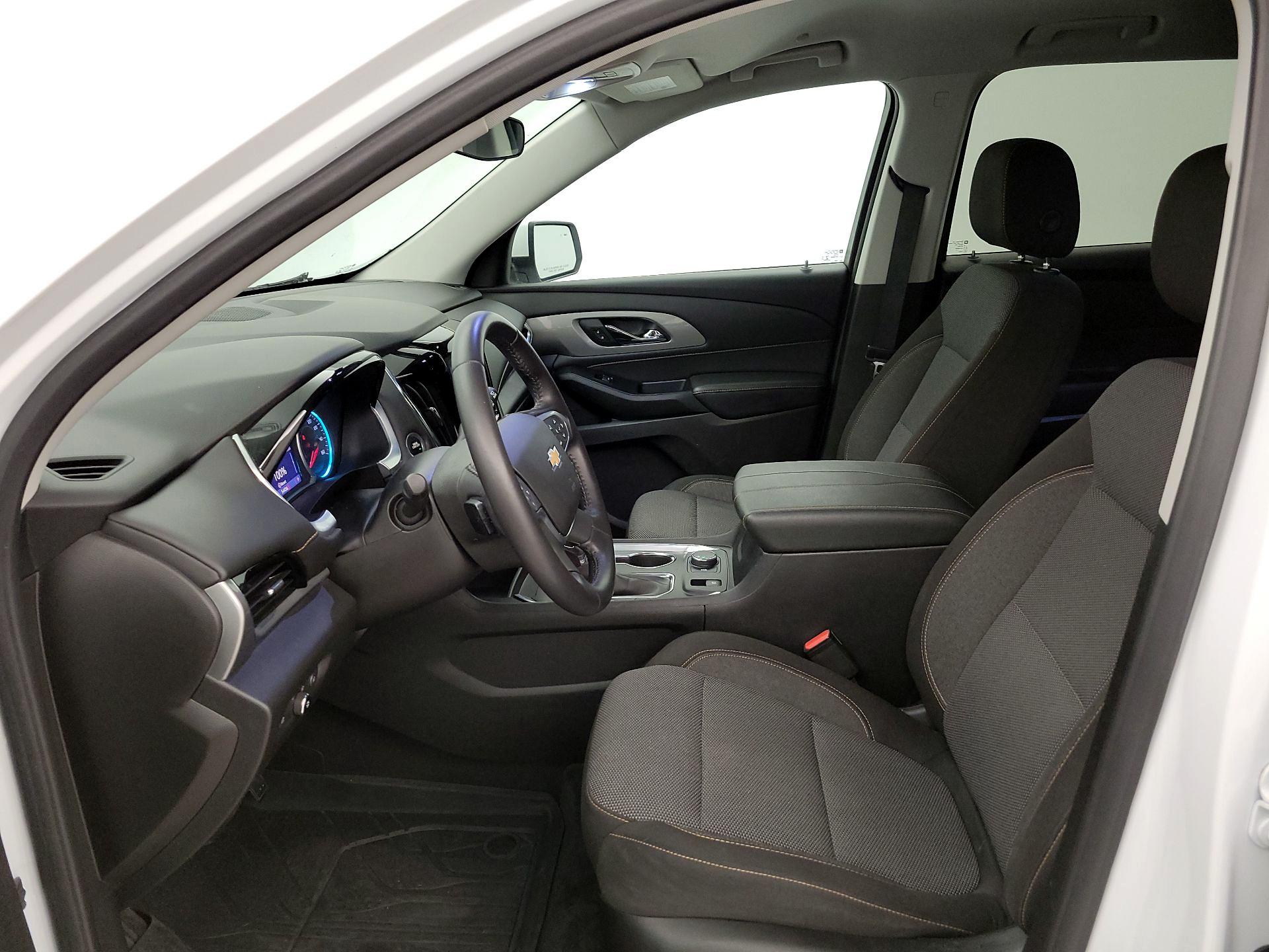 Thumbnail: 2021 Chevrolet Traverse - 11