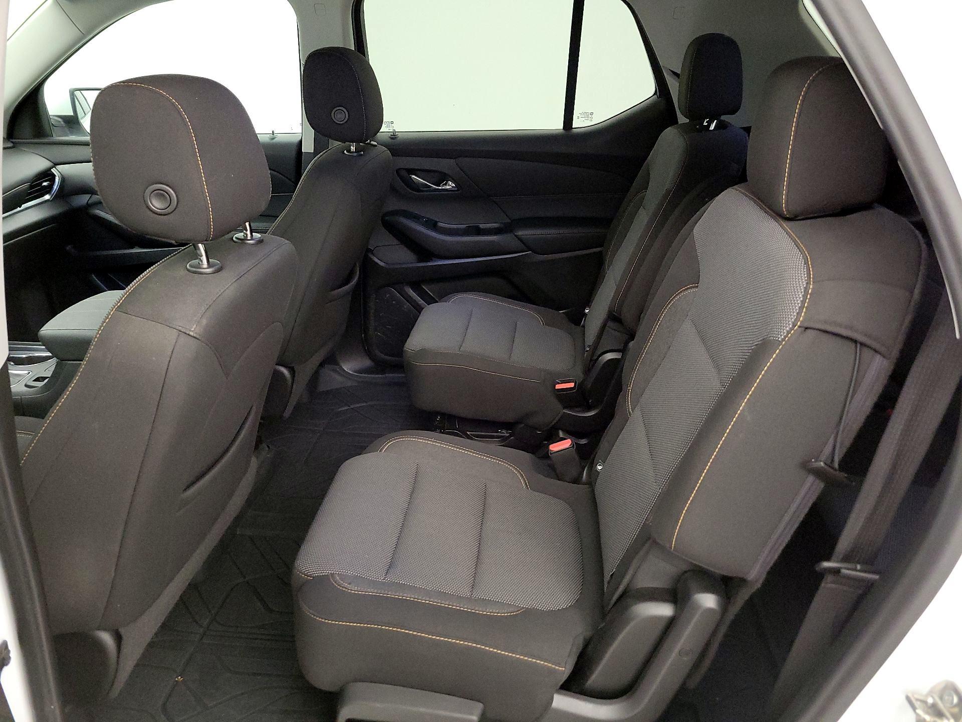 Thumbnail: 2021 Chevrolet Traverse - 19