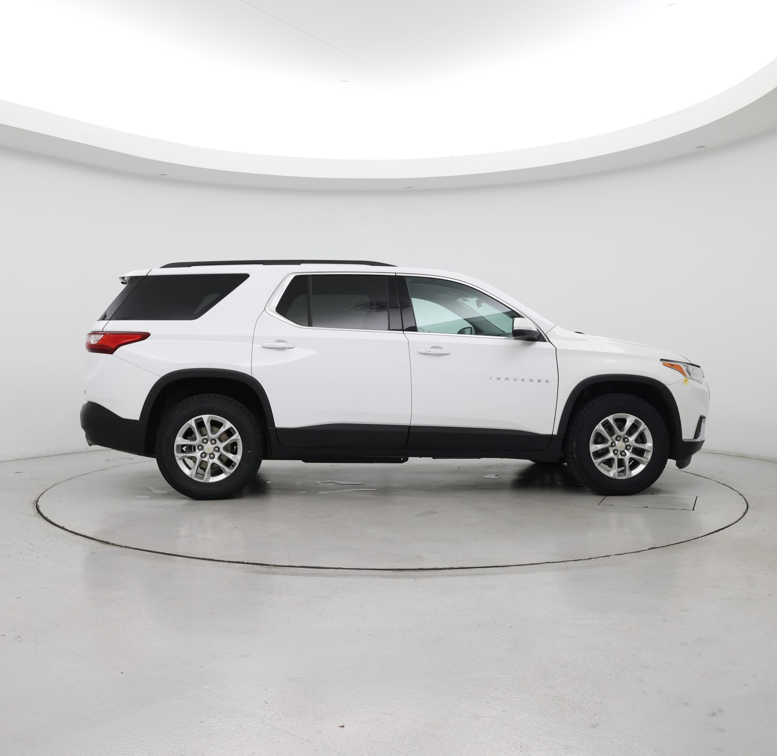 Thumbnail: 2021 Chevrolet Traverse - 7