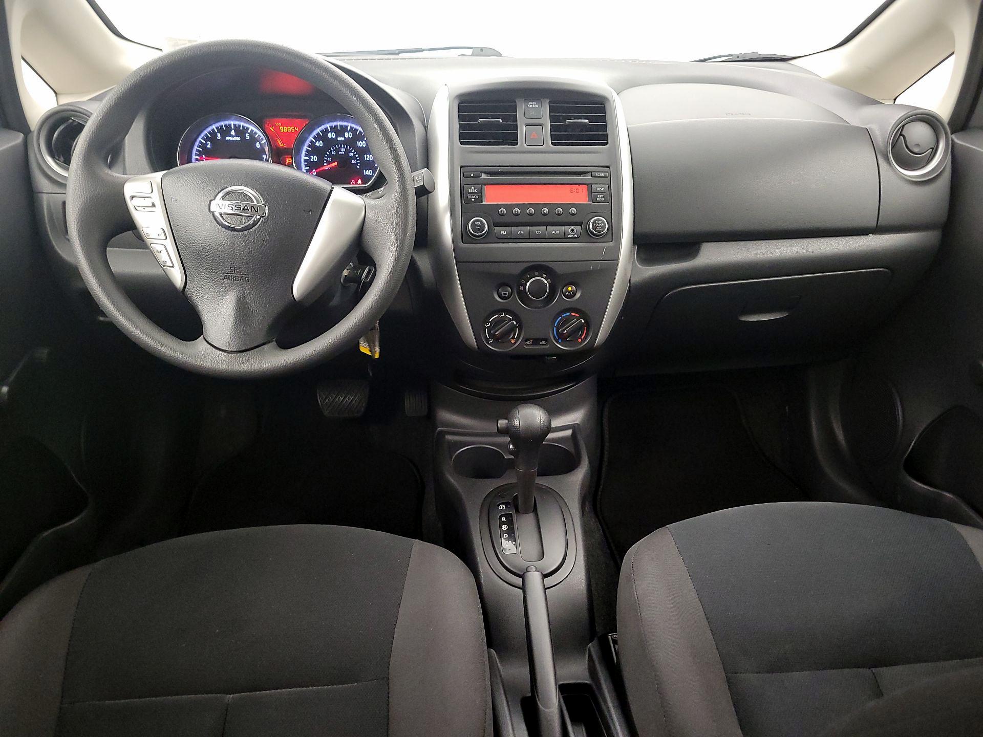 Thumbnail: 2015 Nissan Versa Note - 9
