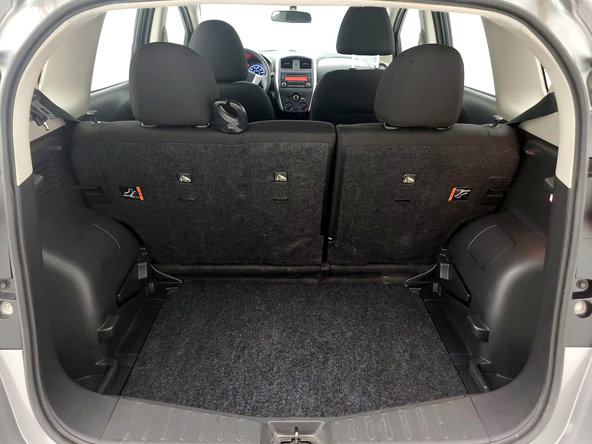 Thumbnail: 2015 Nissan Versa Note - 19