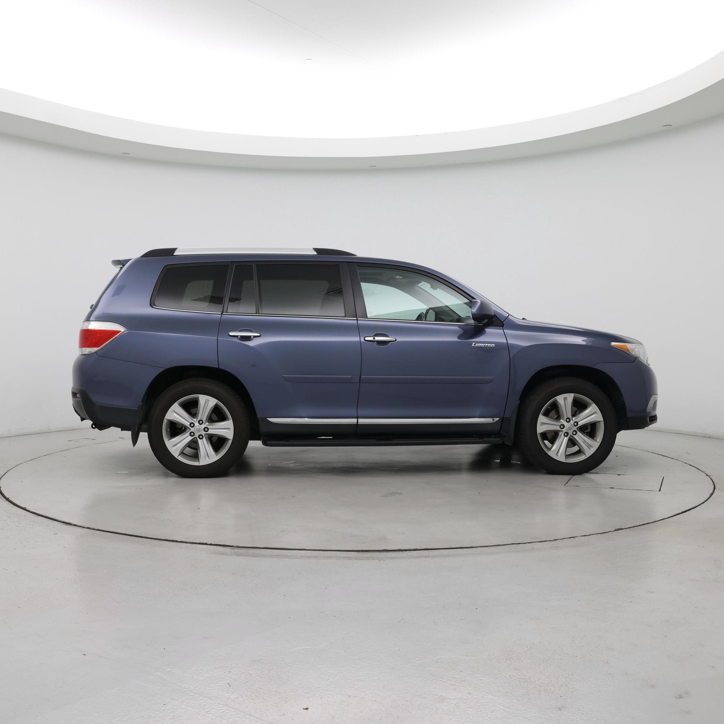 Thumbnail: 2013 Toyota Highlander - 7