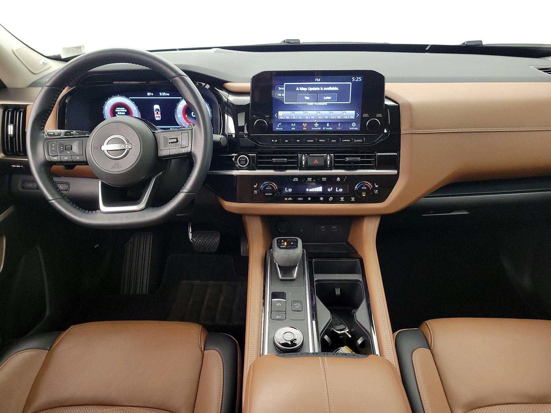 Thumbnail: 2023 Nissan Pathfinder - 9