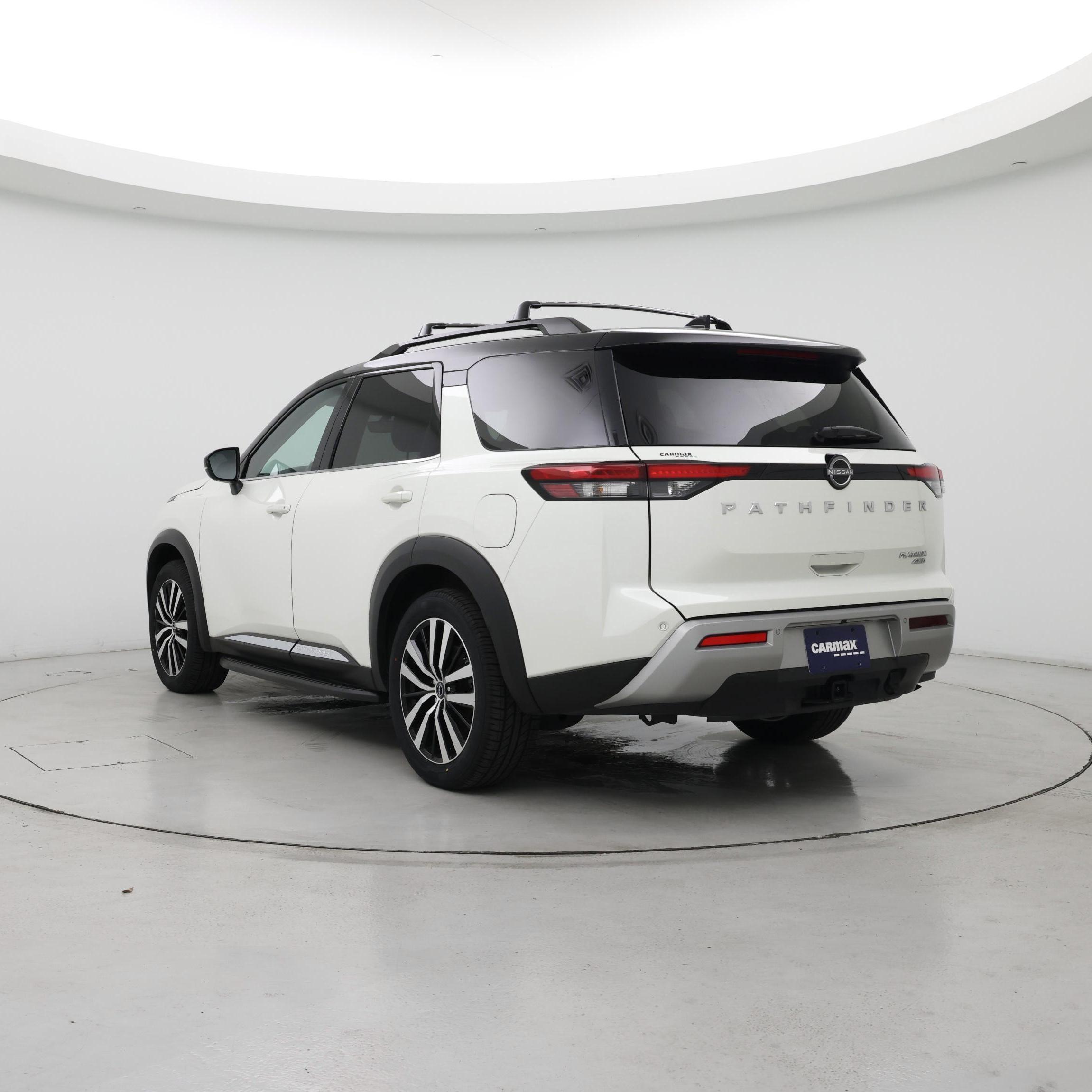 Thumbnail: 2023 Nissan Pathfinder - 2