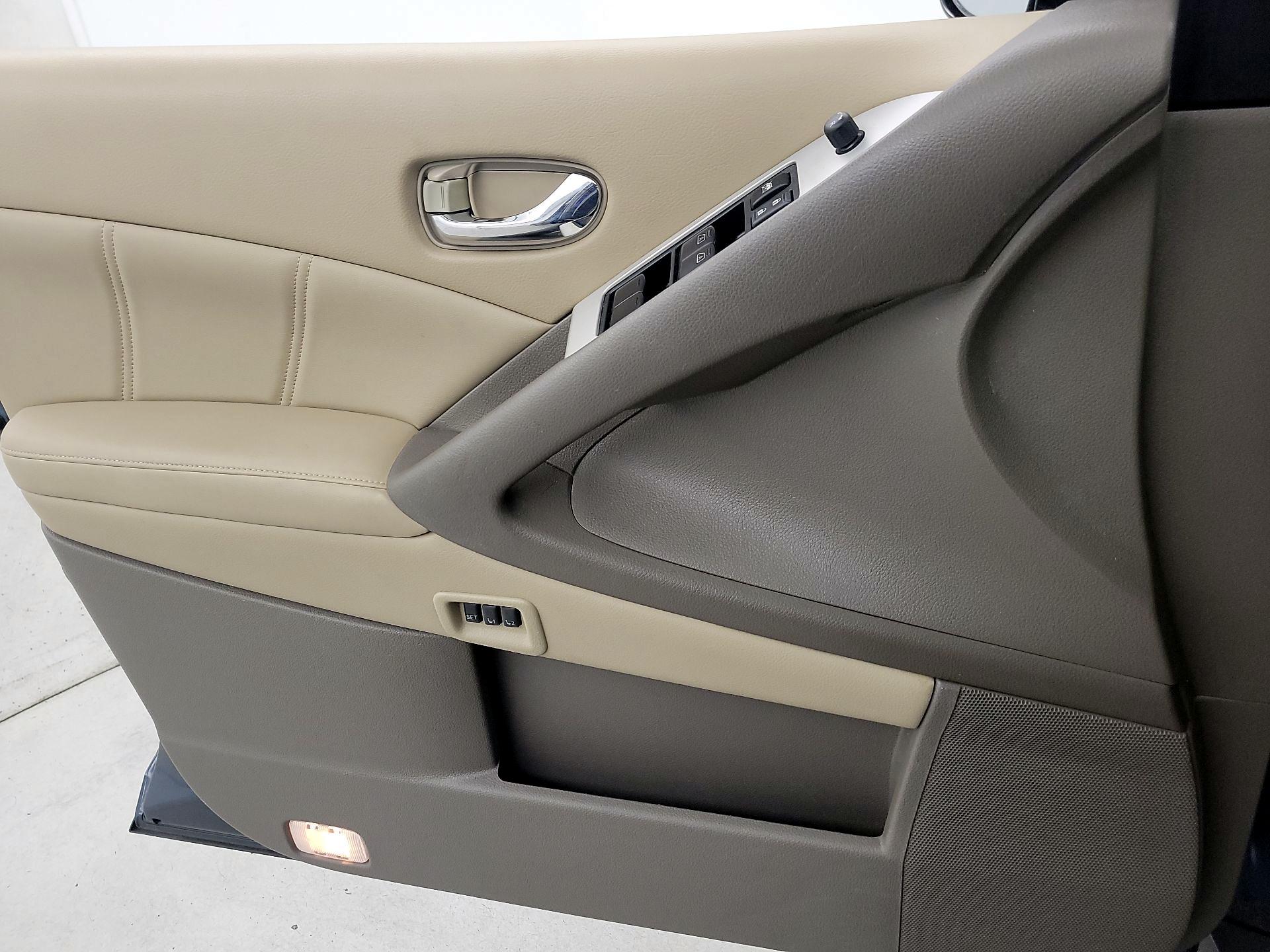 Thumbnail: 2014 Nissan Murano - 12
