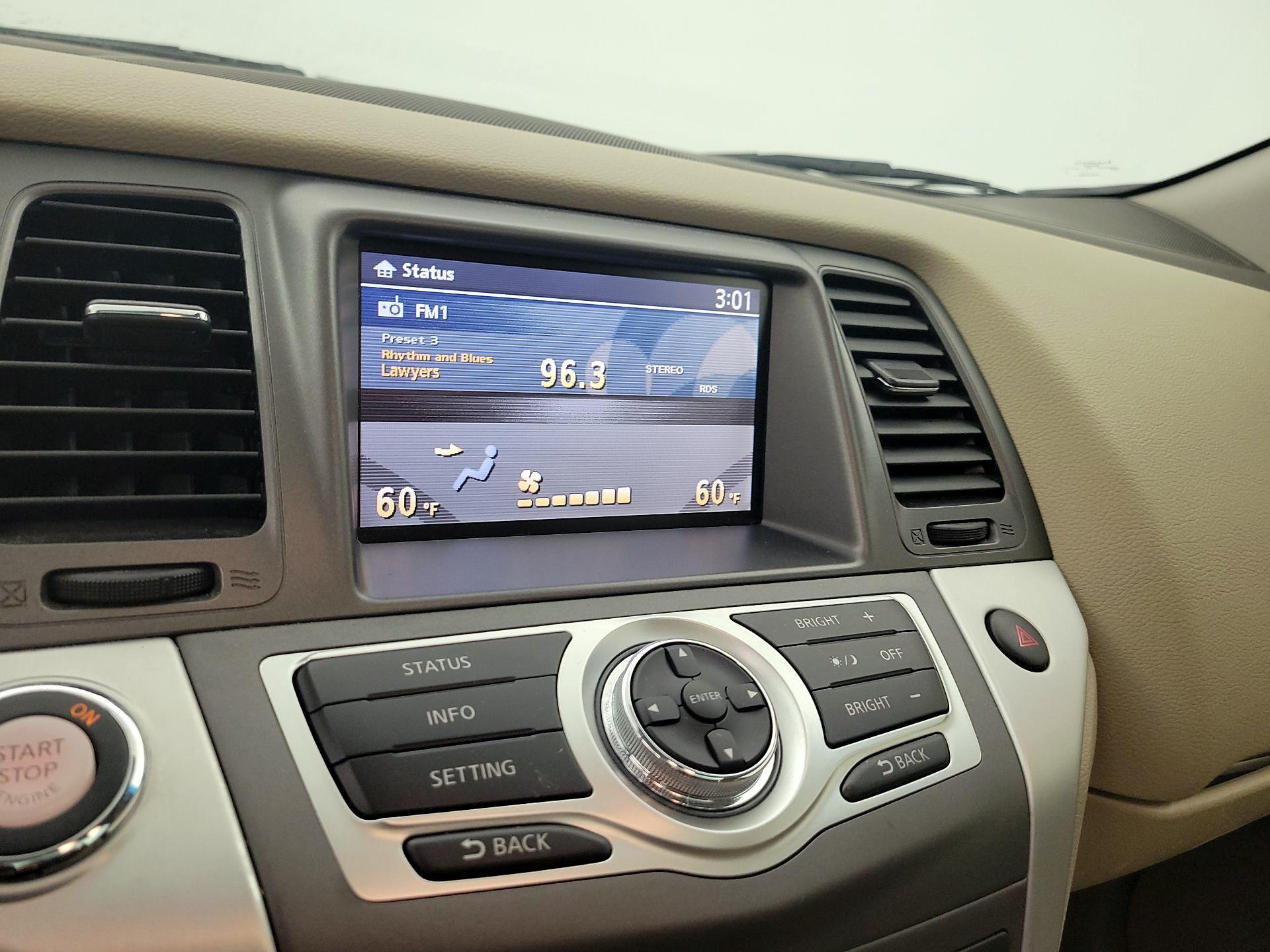 Thumbnail: 2014 Nissan Murano - 15
