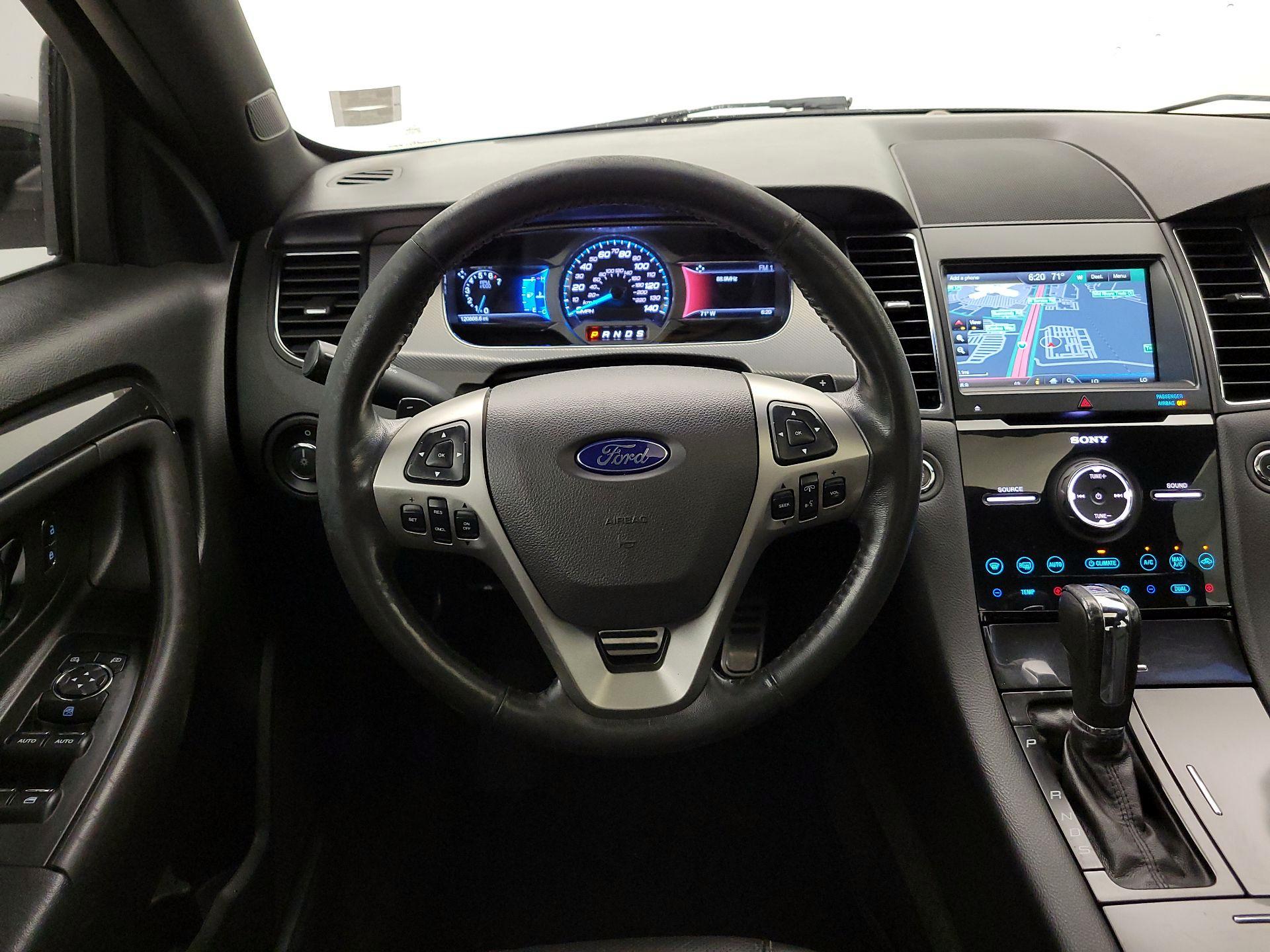 Thumbnail: 2015 Ford Taurus - 10