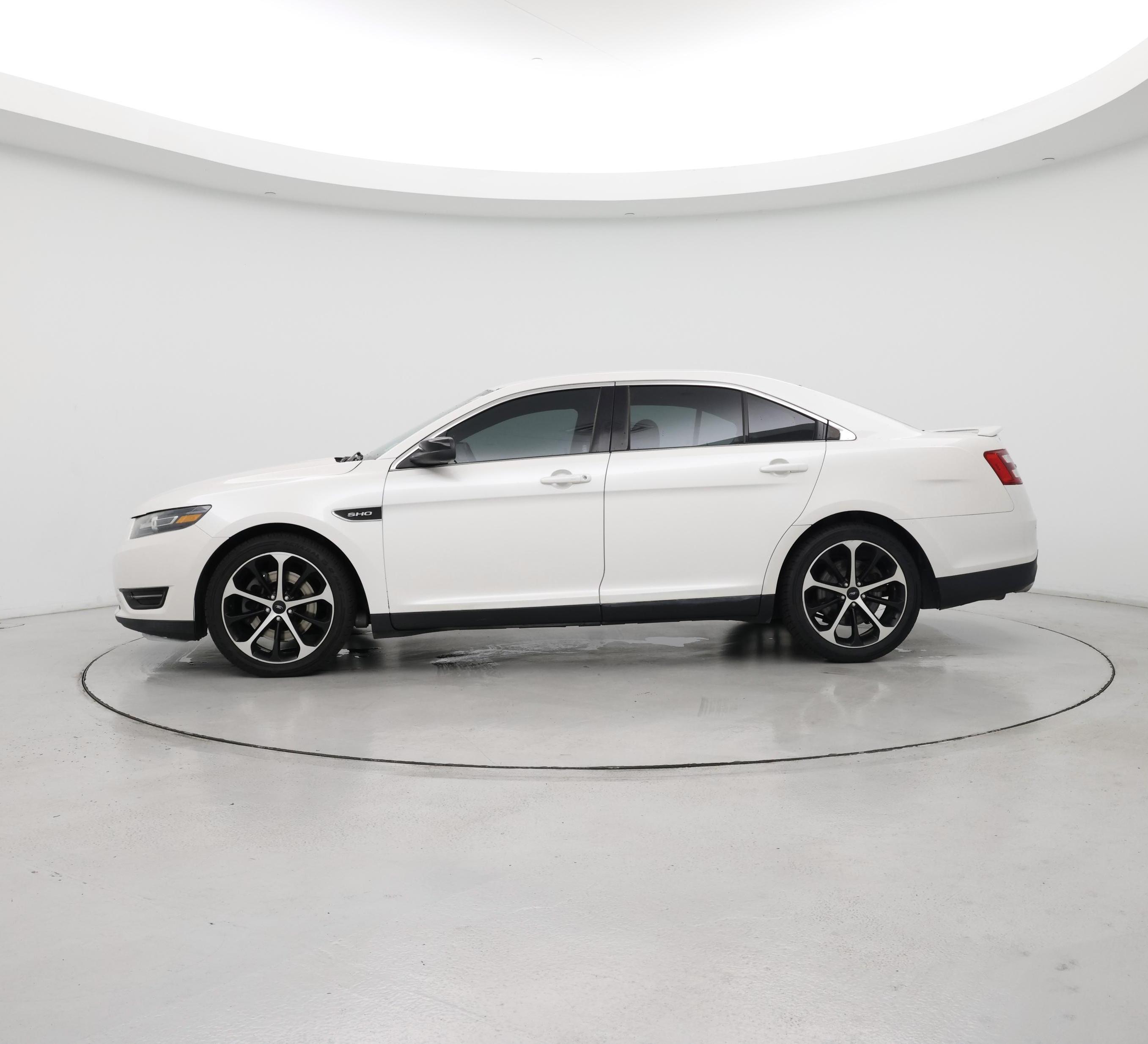 Thumbnail: 2015 Ford Taurus - 3