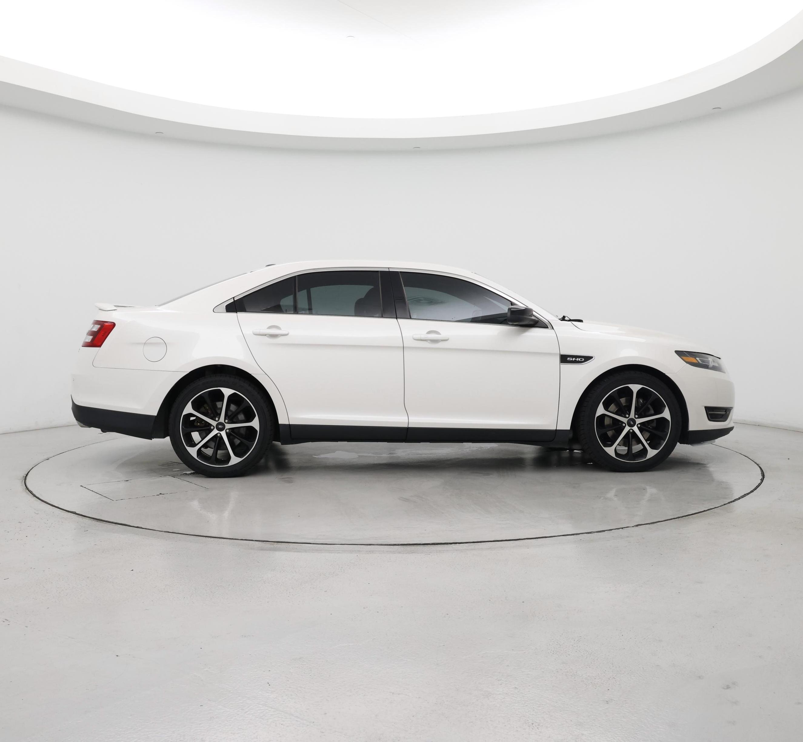 Thumbnail: 2015 Ford Taurus - 7