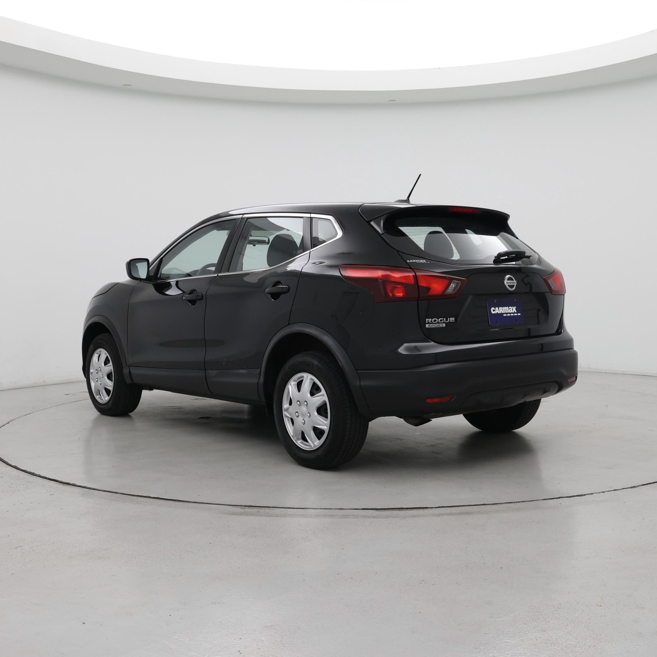 Thumbnail: 2018 Nissan Rogue Sport - 2