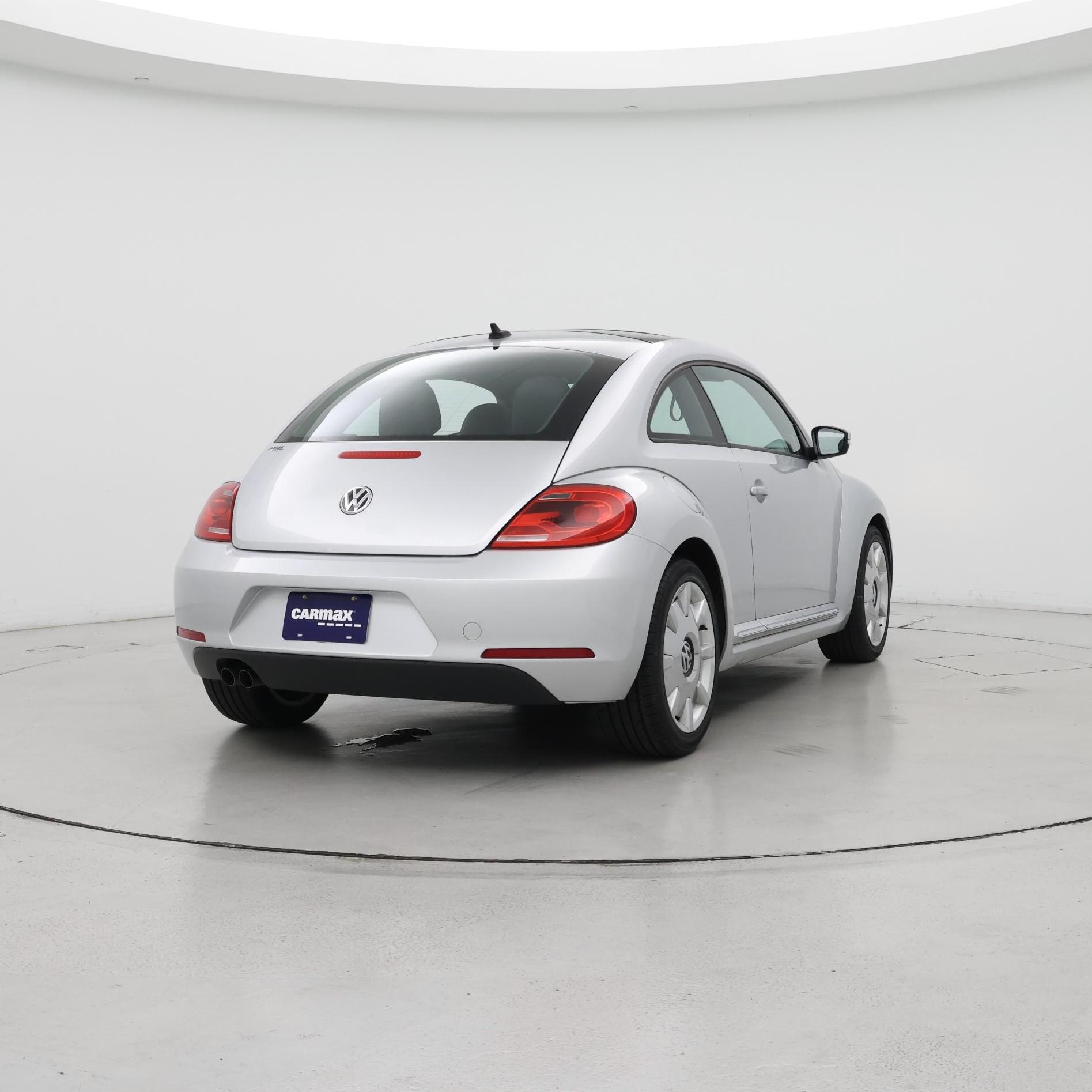 Thumbnail: 2014 Volkswagen Beetle - 8