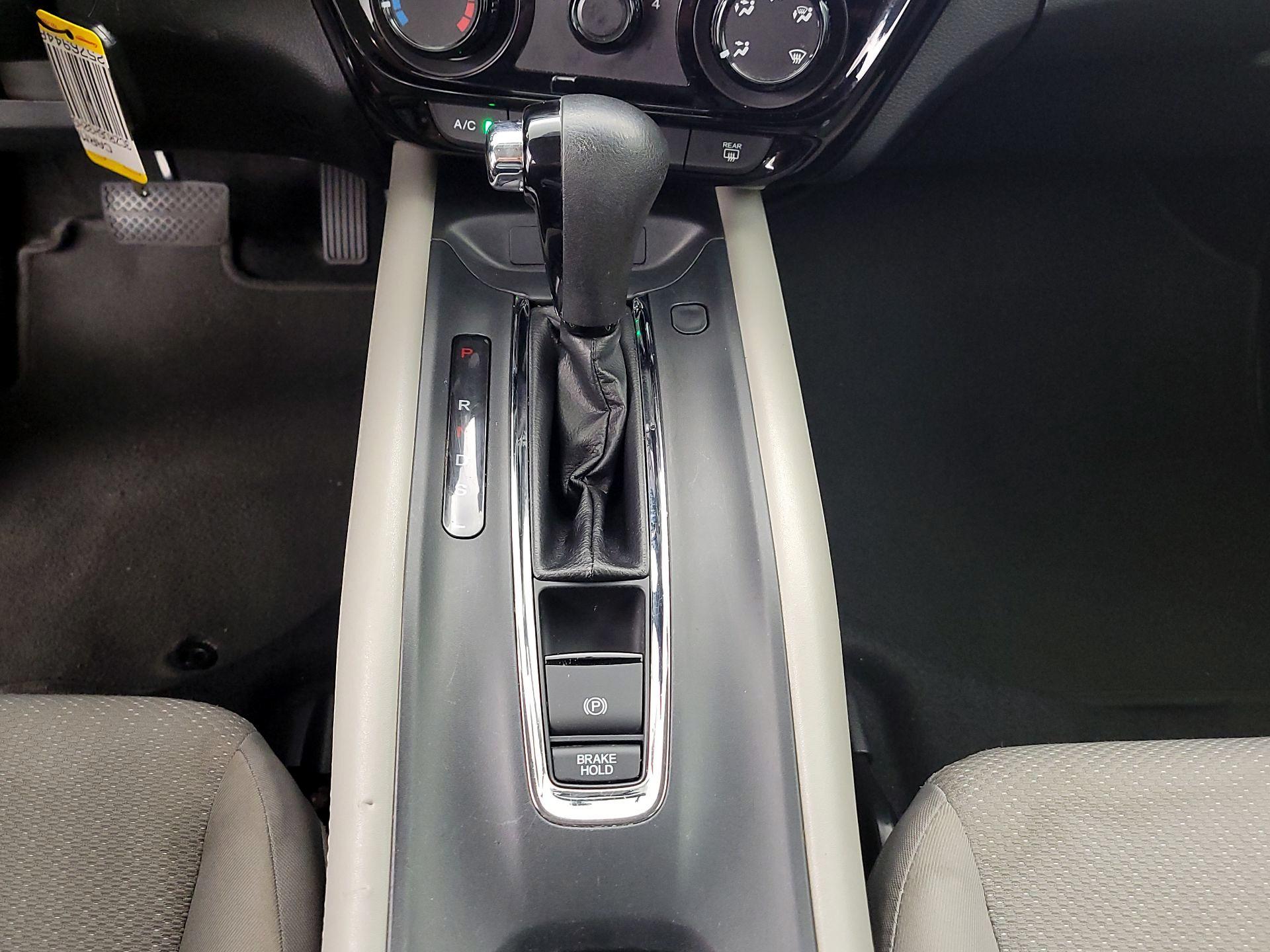 Thumbnail: 2017 Honda HR-V - 17