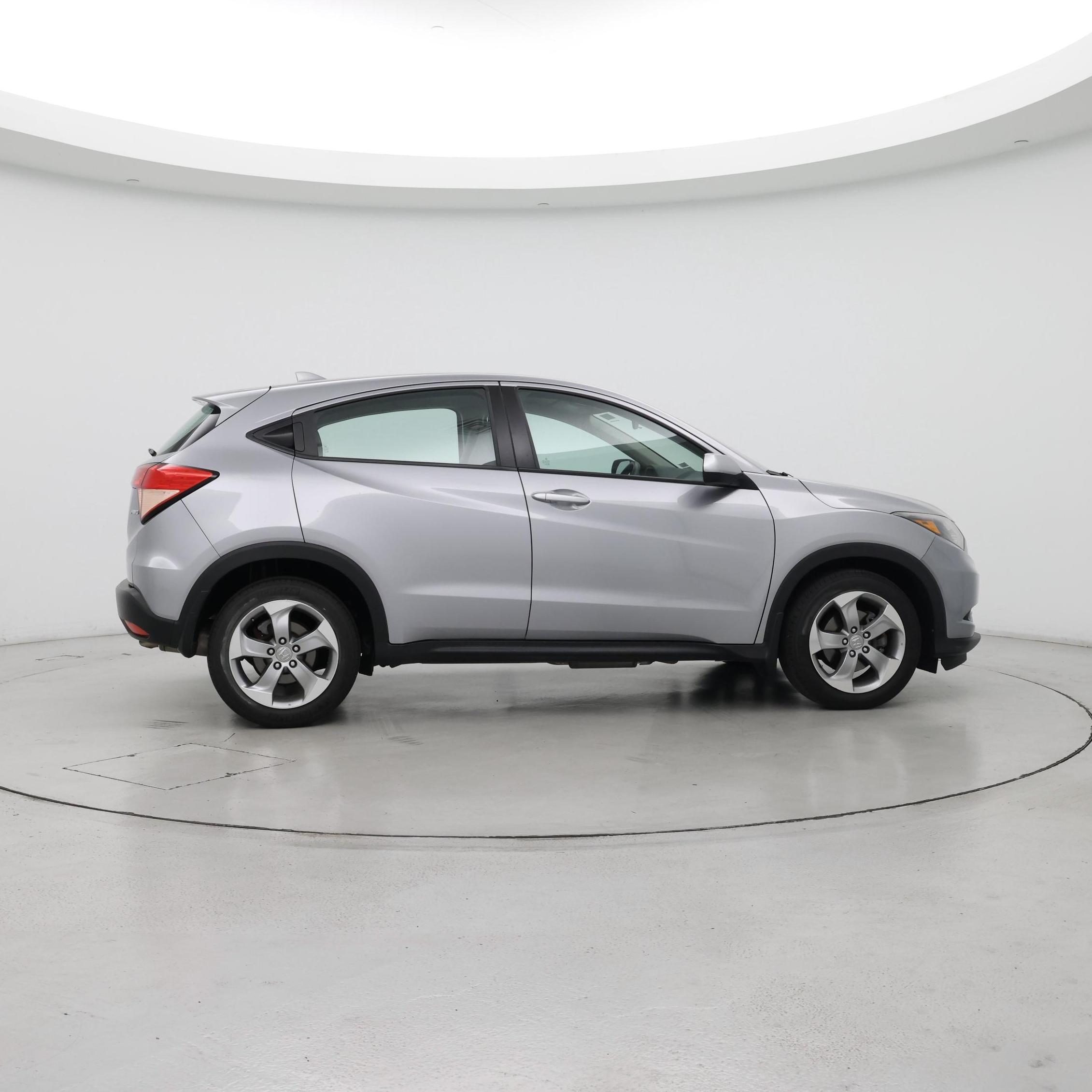 Thumbnail: 2017 Honda HR-V - 7