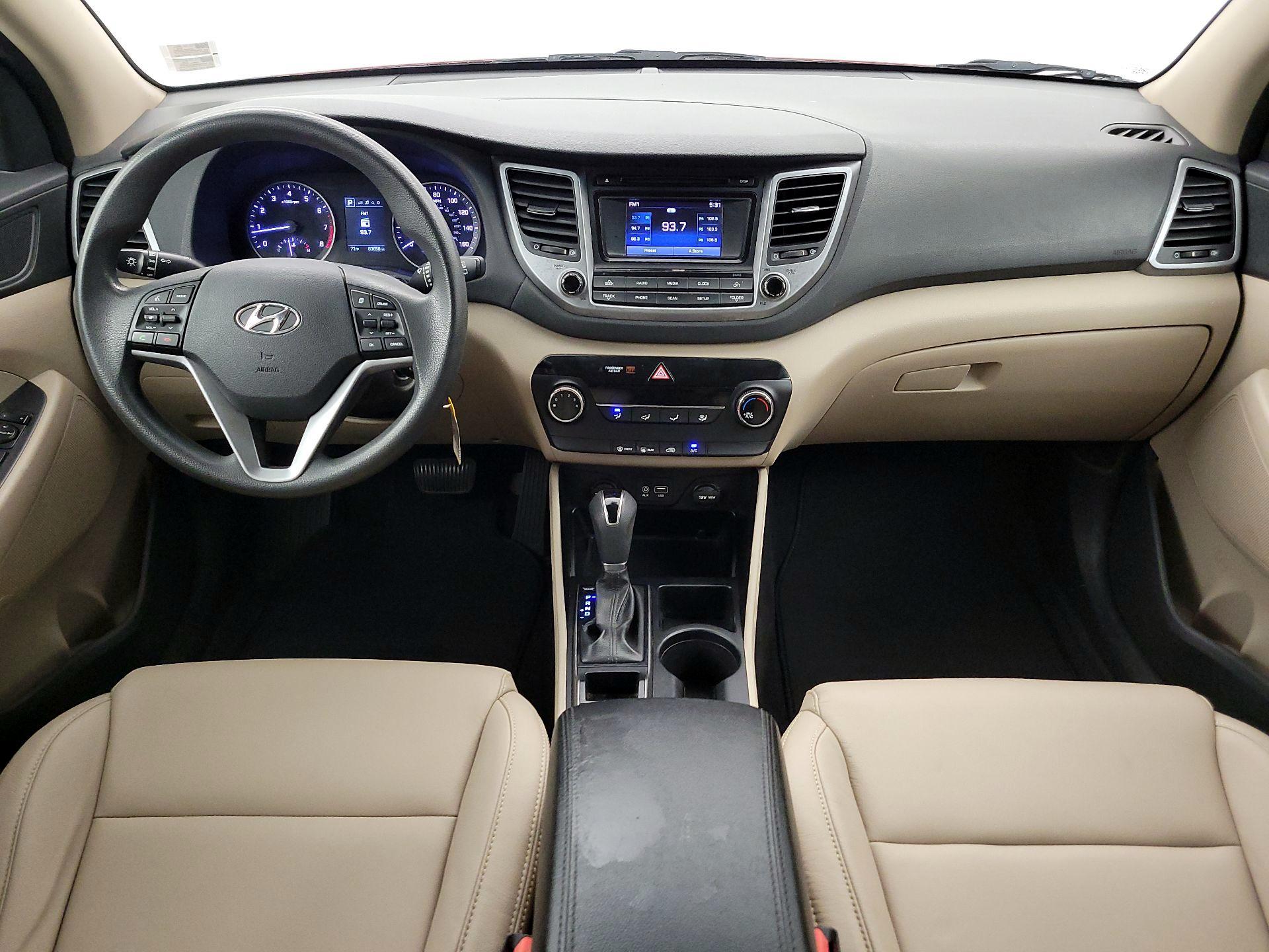 Thumbnail: 2017 Hyundai Tucson - 9