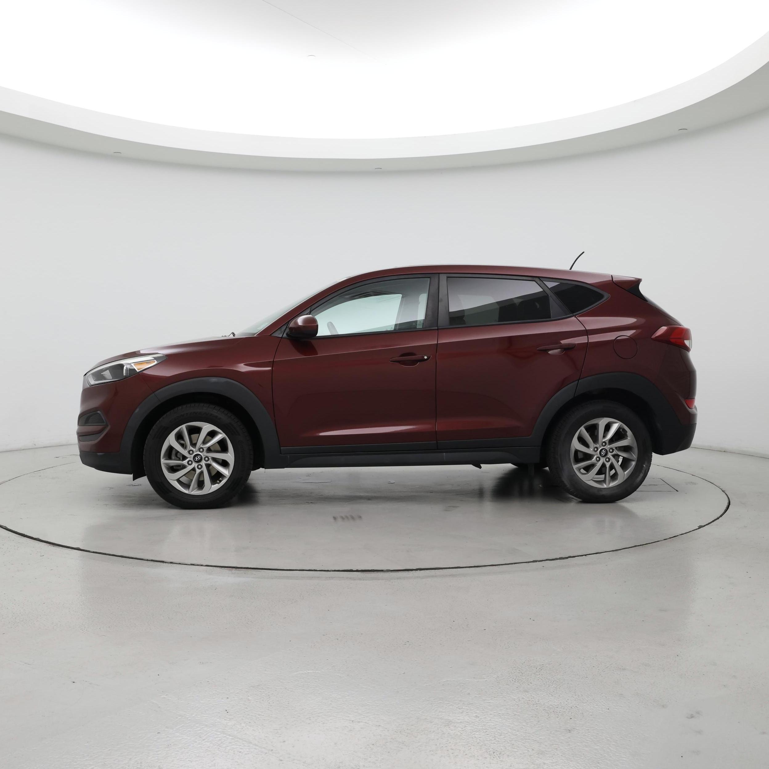 Thumbnail: 2017 Hyundai Tucson - 3