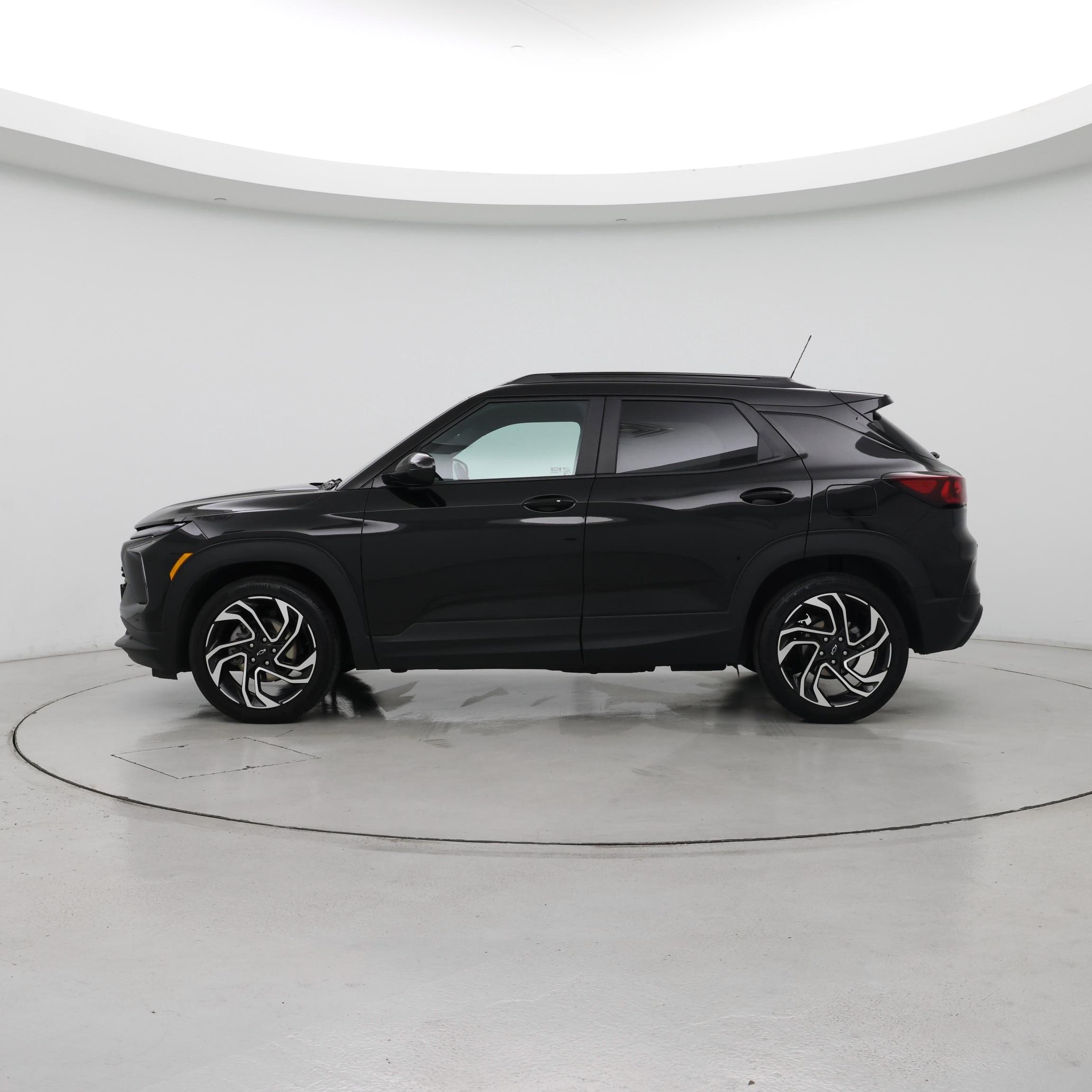 Thumbnail: 2025 Chevrolet TrailBlazer - 3