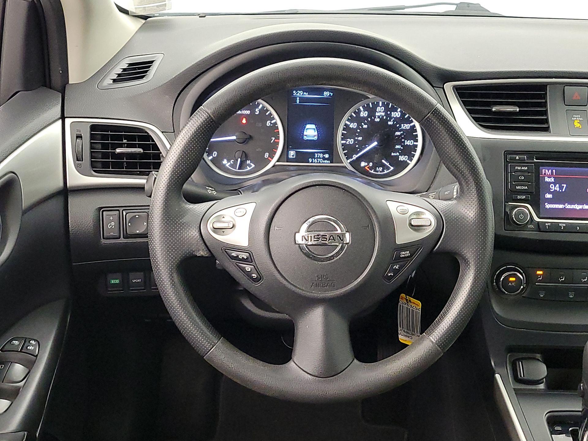 Thumbnail: 2018 Nissan Sentra - 10