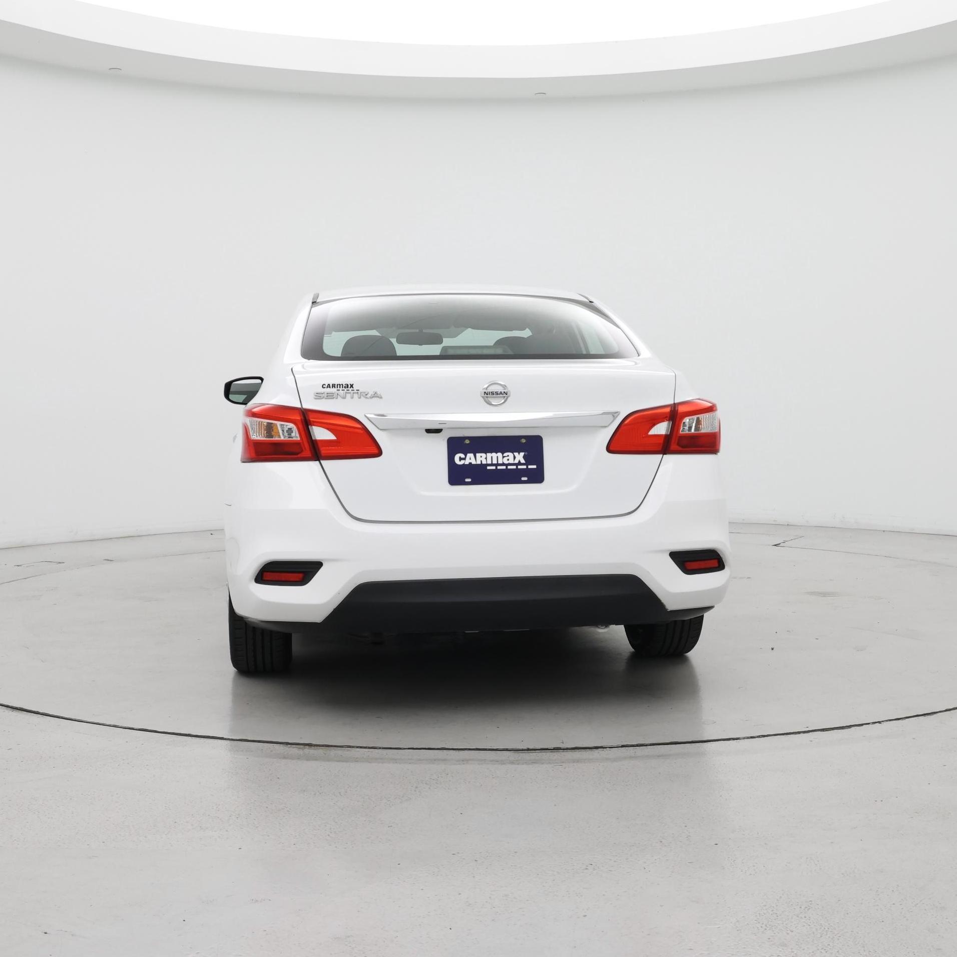 Thumbnail: 2018 Nissan Sentra - 6