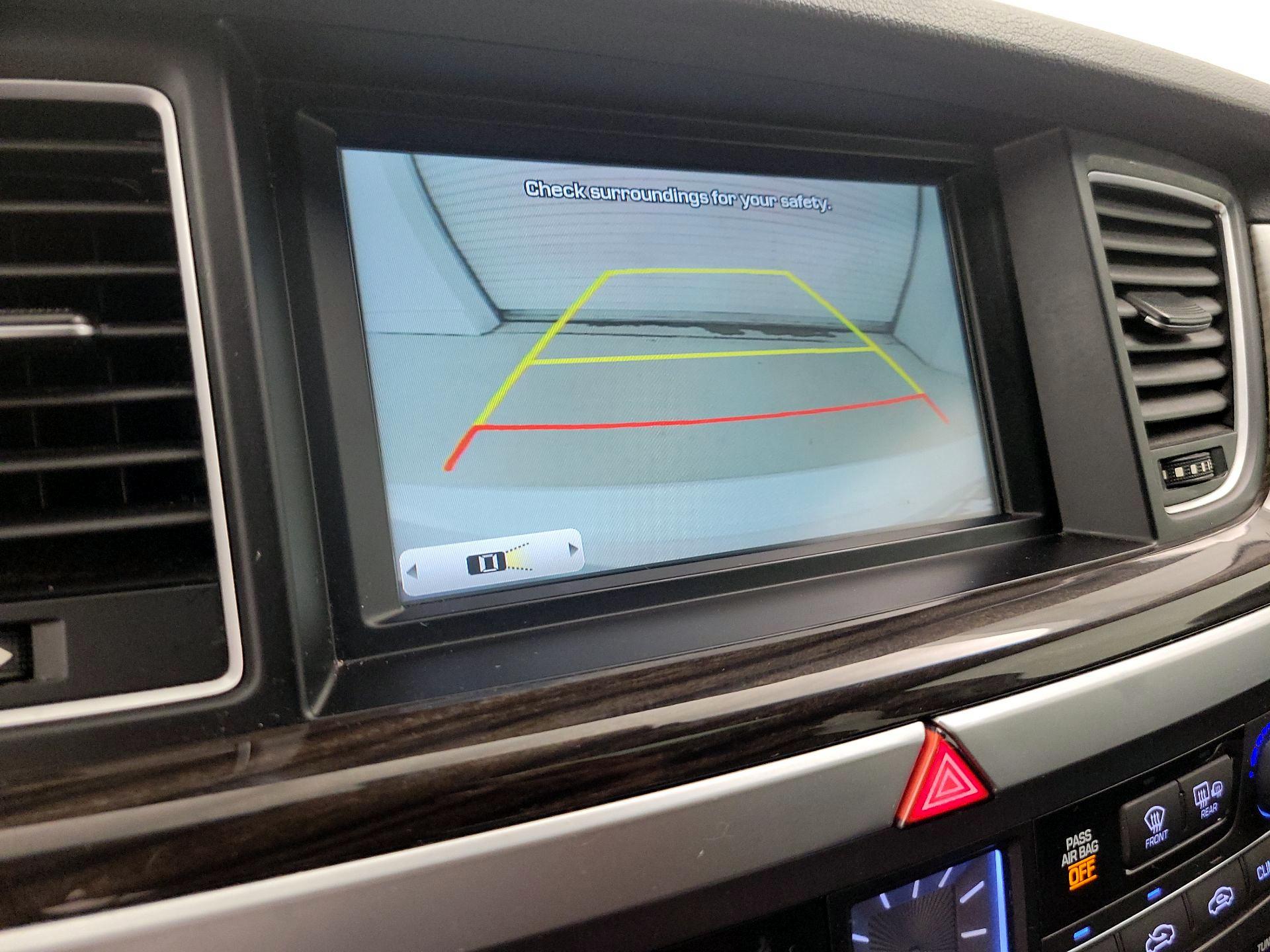 Thumbnail: 2015 Hyundai Genesis - 14