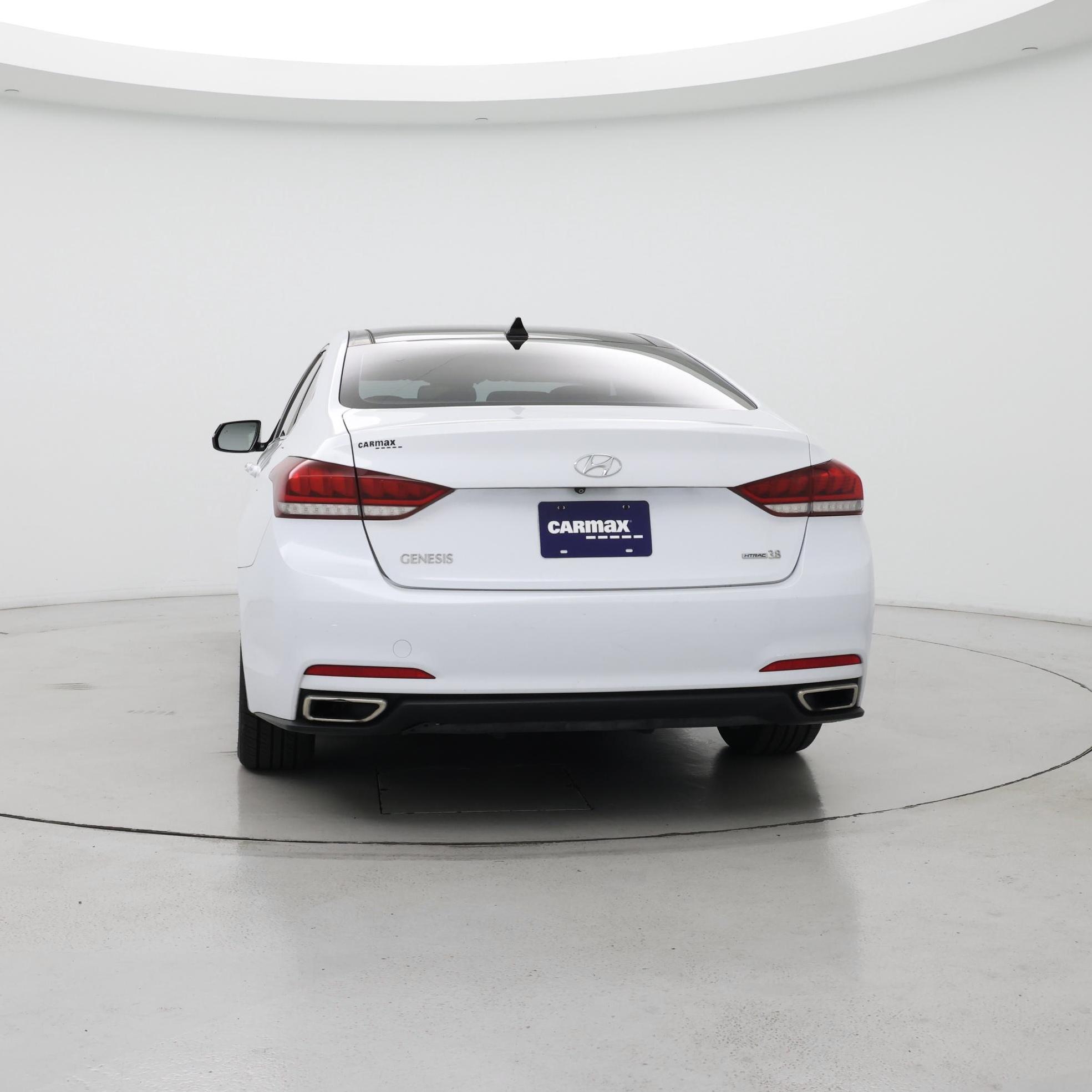 Thumbnail: 2015 Hyundai Genesis - 6