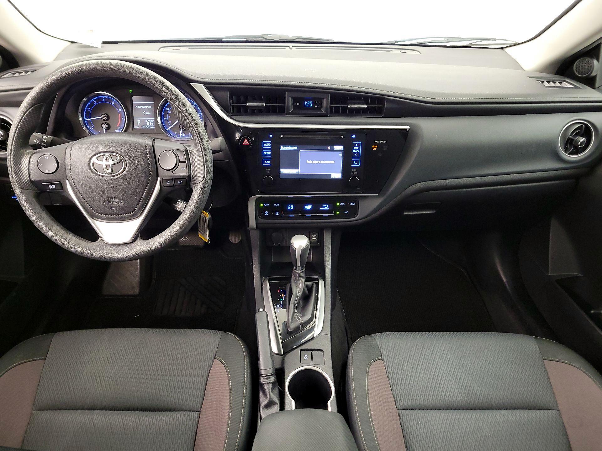 Thumbnail: 2017 Toyota Corolla - 9