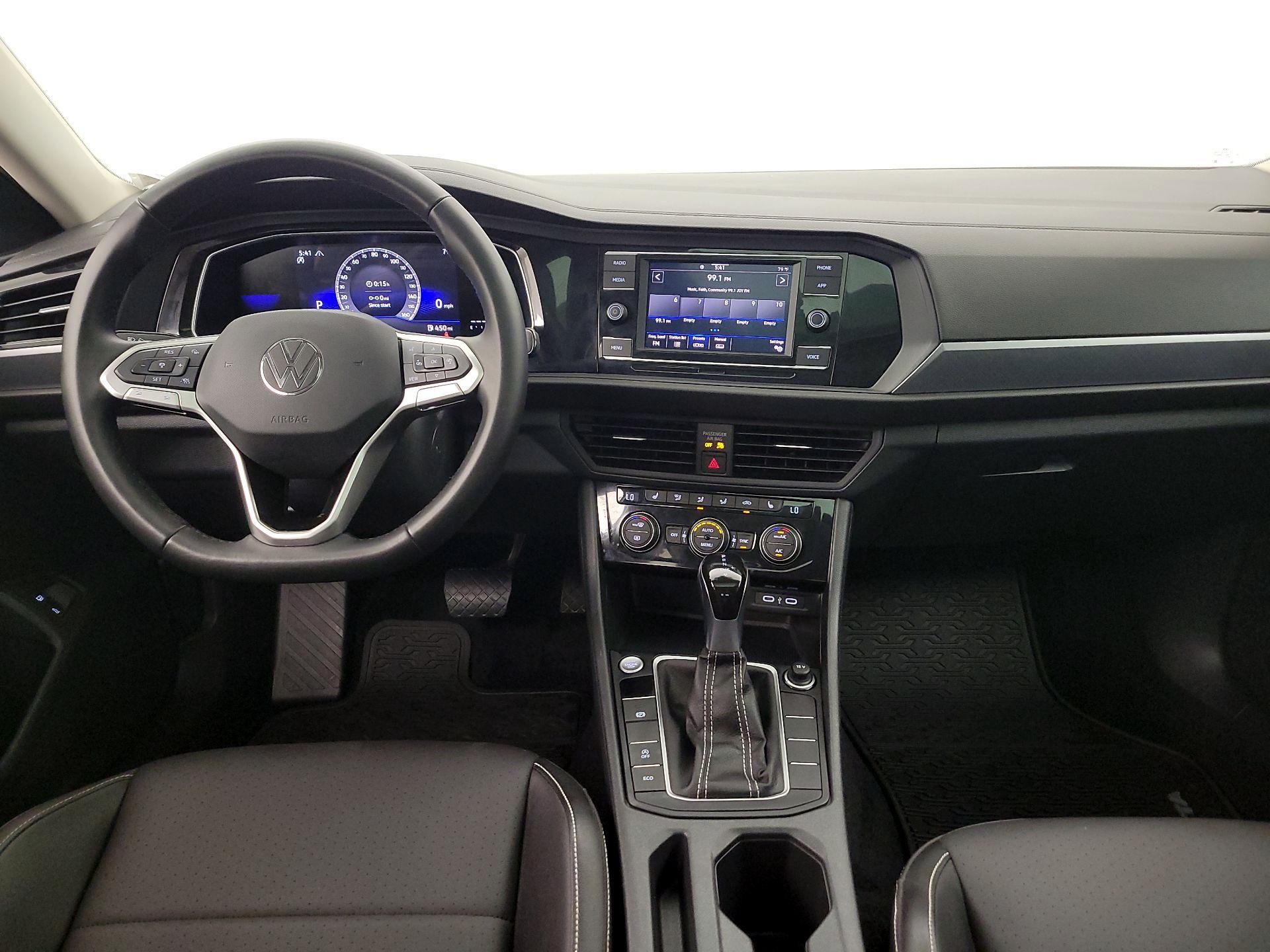 Thumbnail: 2024 Volkswagen Jetta - 9