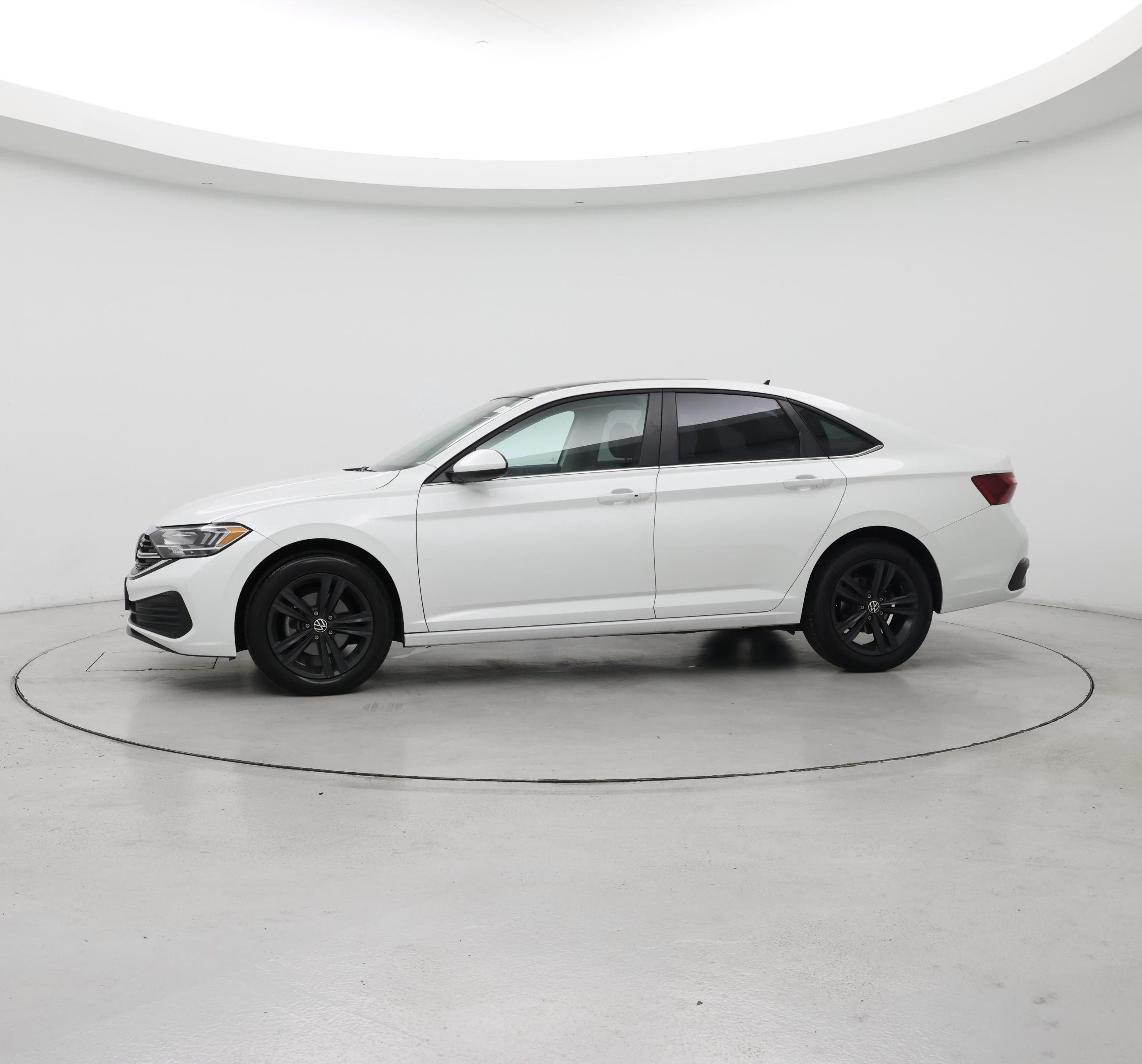 Thumbnail: 2024 Volkswagen Jetta - 3