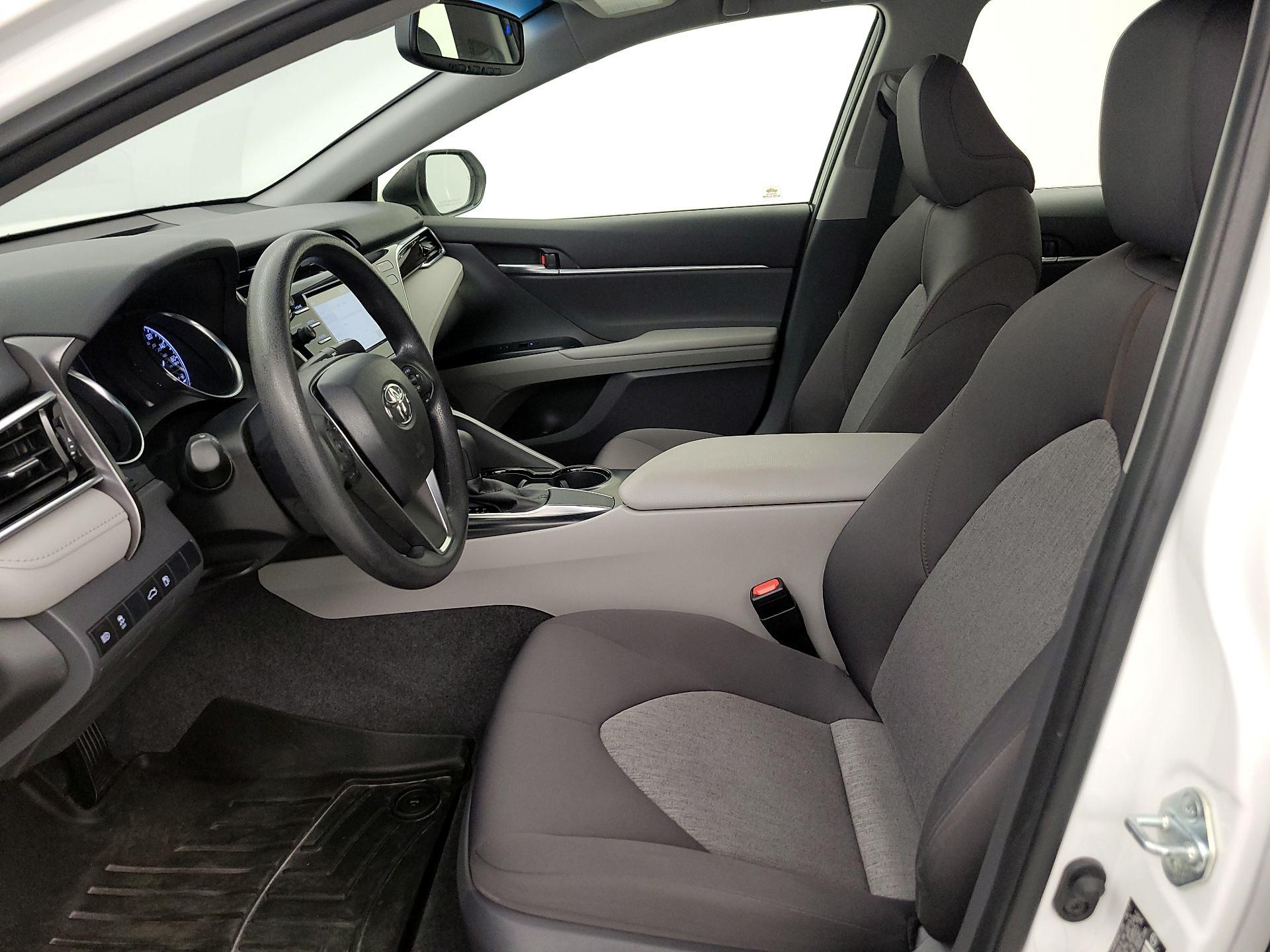 Thumbnail: 2018 Toyota Camry - 11
