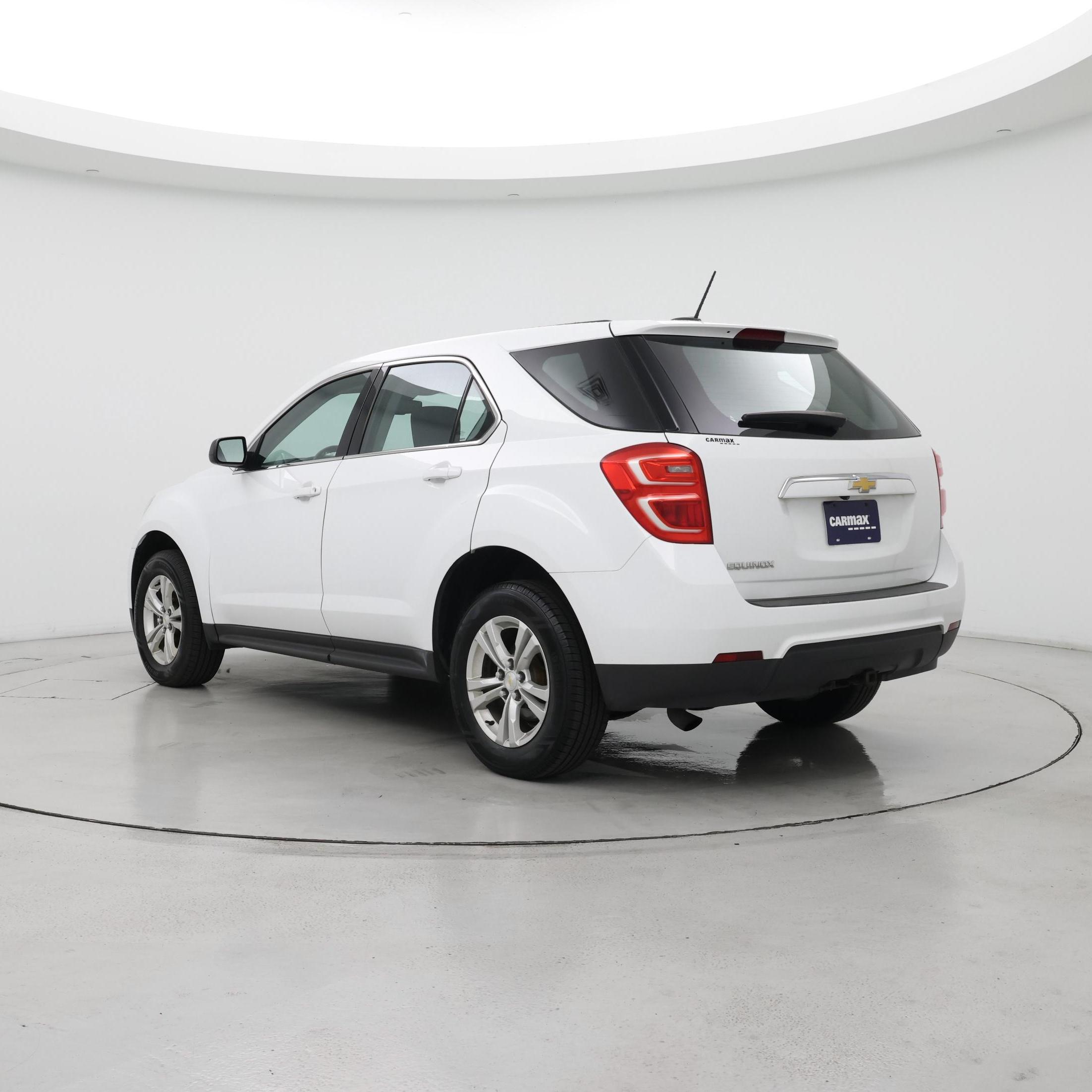 Thumbnail: 2017 Chevrolet Equinox - 2