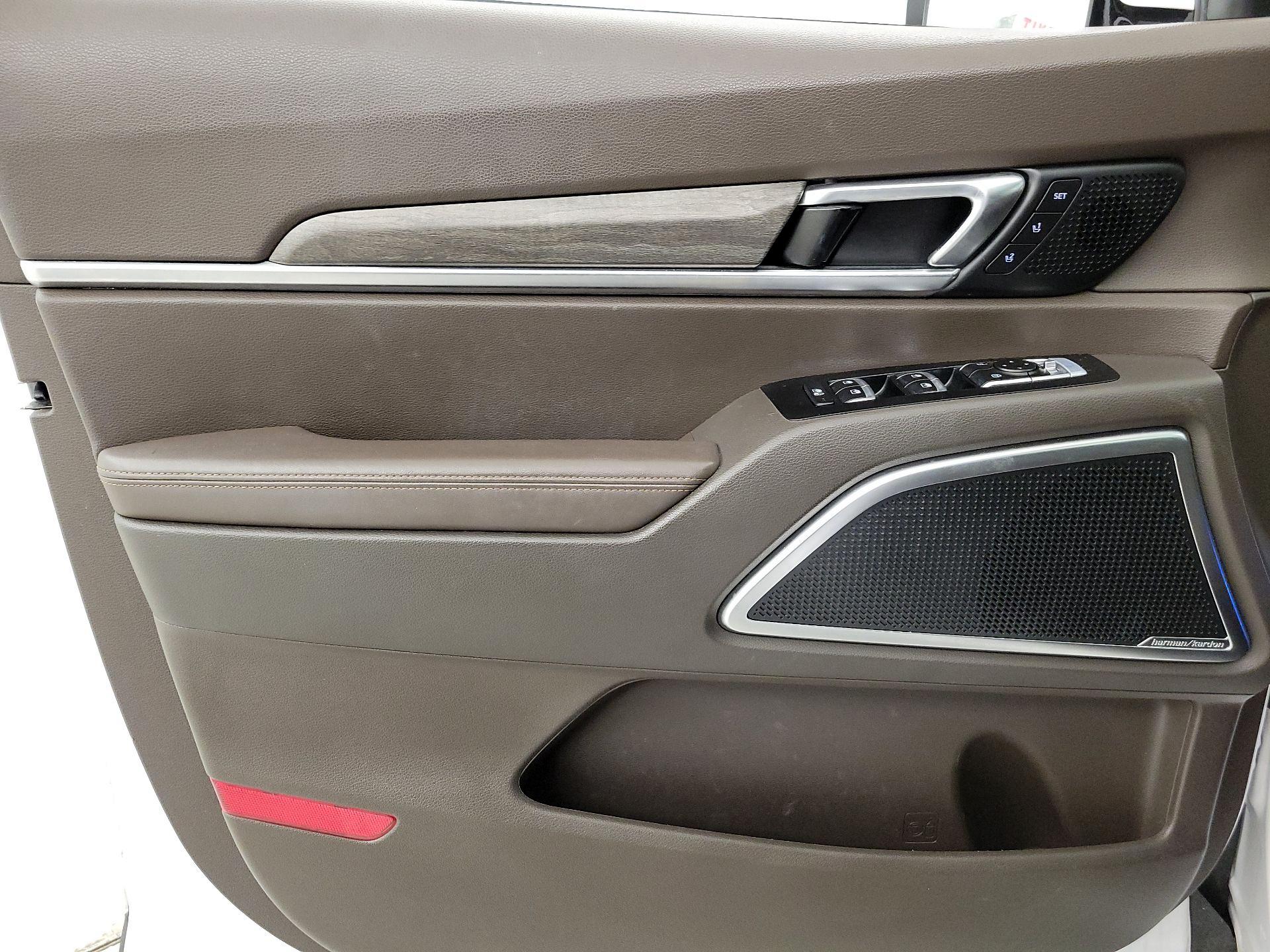 Thumbnail: 2021 Kia Telluride - 12