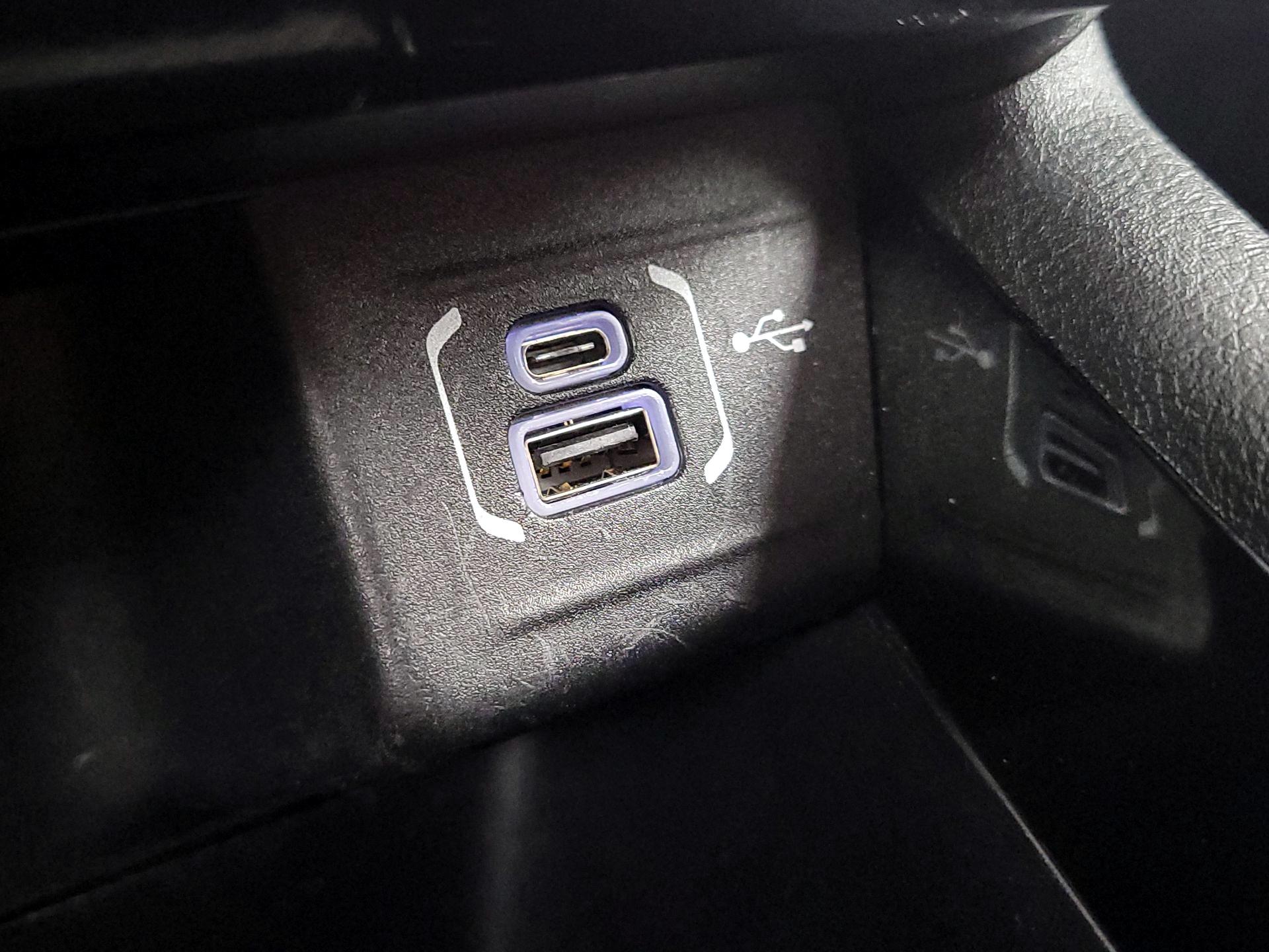 Thumbnail: 2022 Jeep Compass - 18