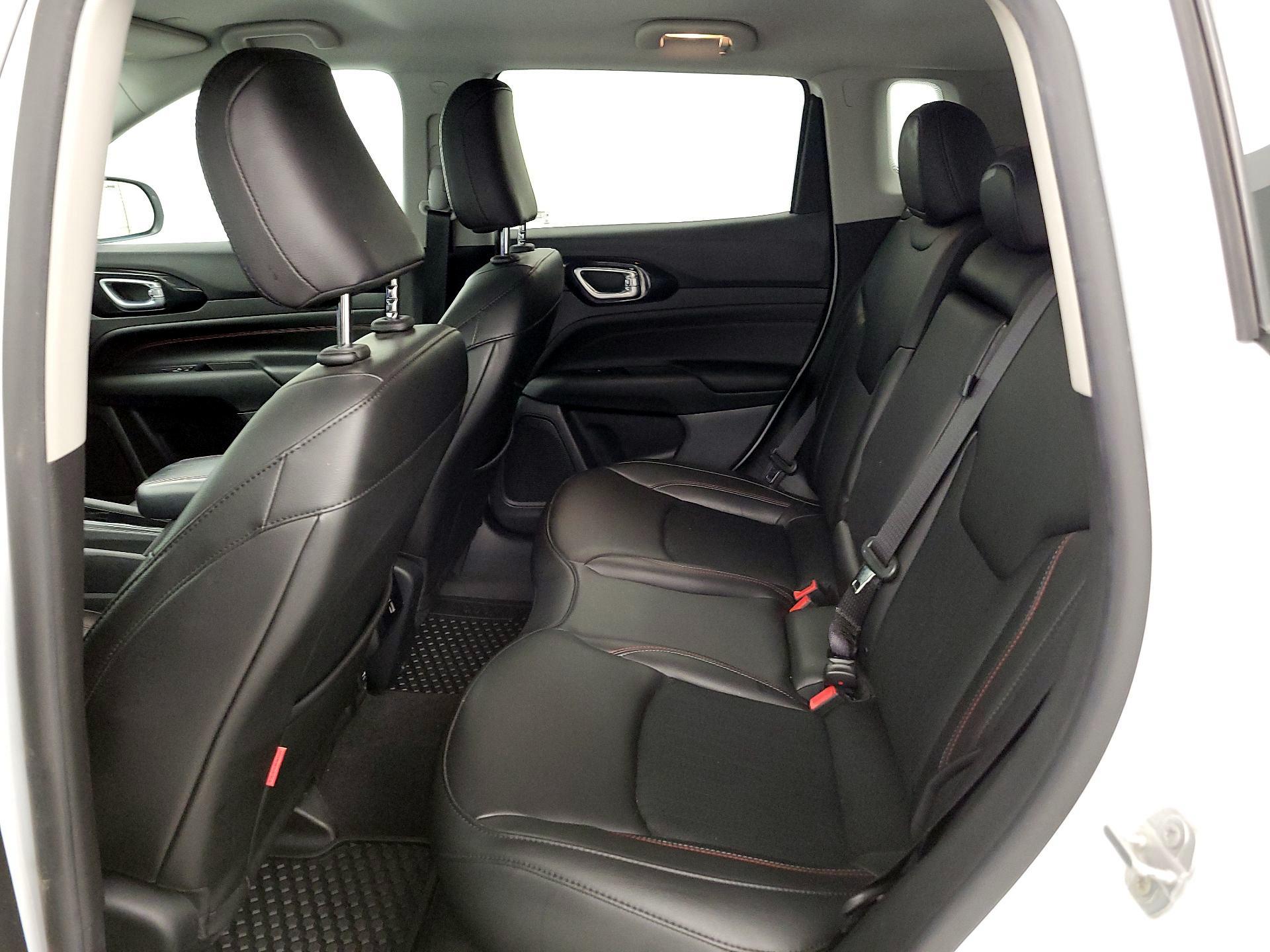 Thumbnail: 2022 Jeep Compass - 19