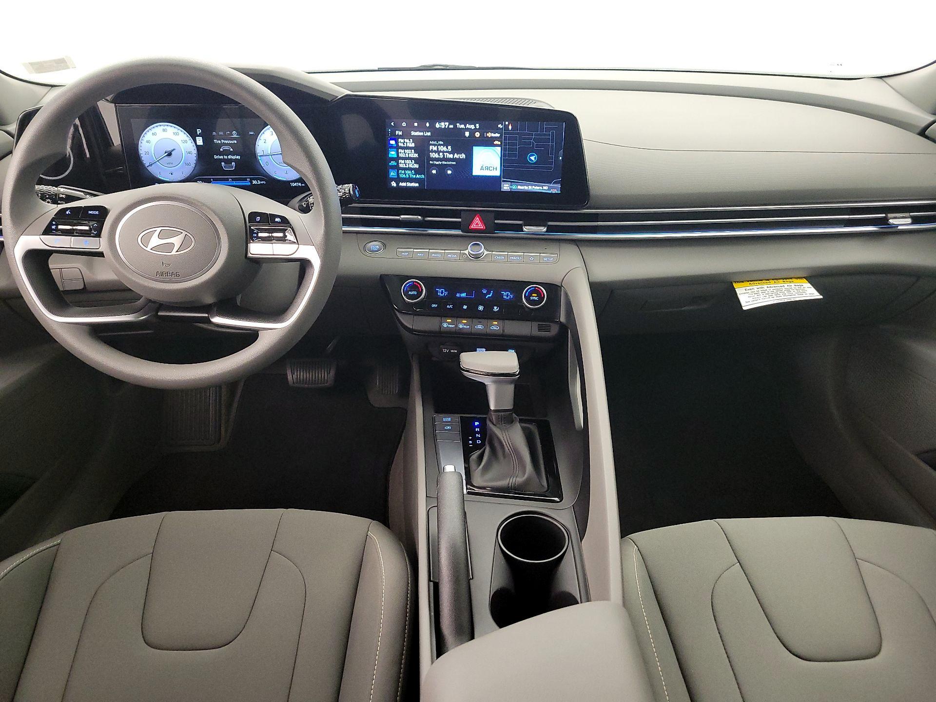 Thumbnail: 2024 Hyundai Elantra - 9