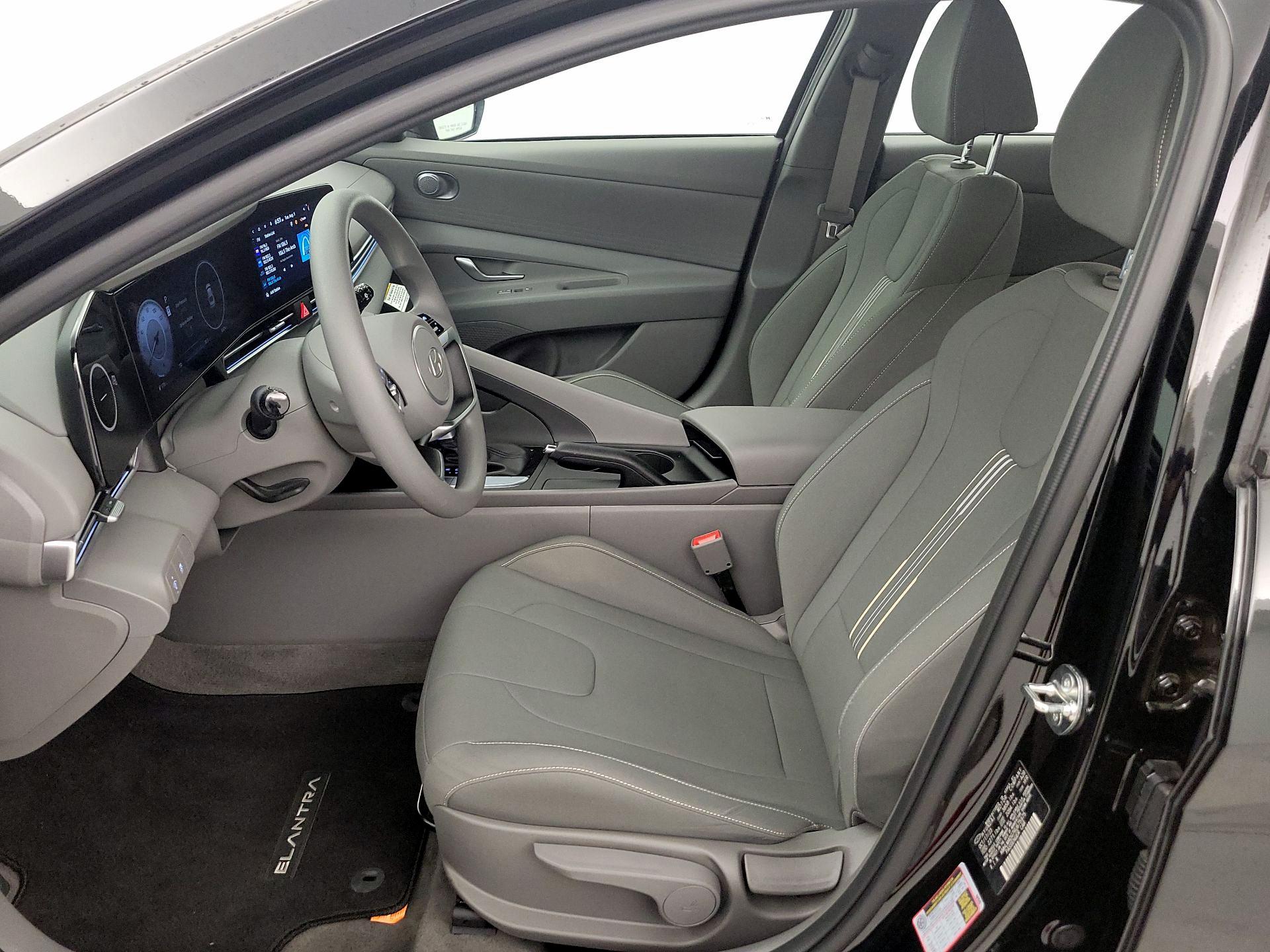 Thumbnail: 2024 Hyundai Elantra - 11