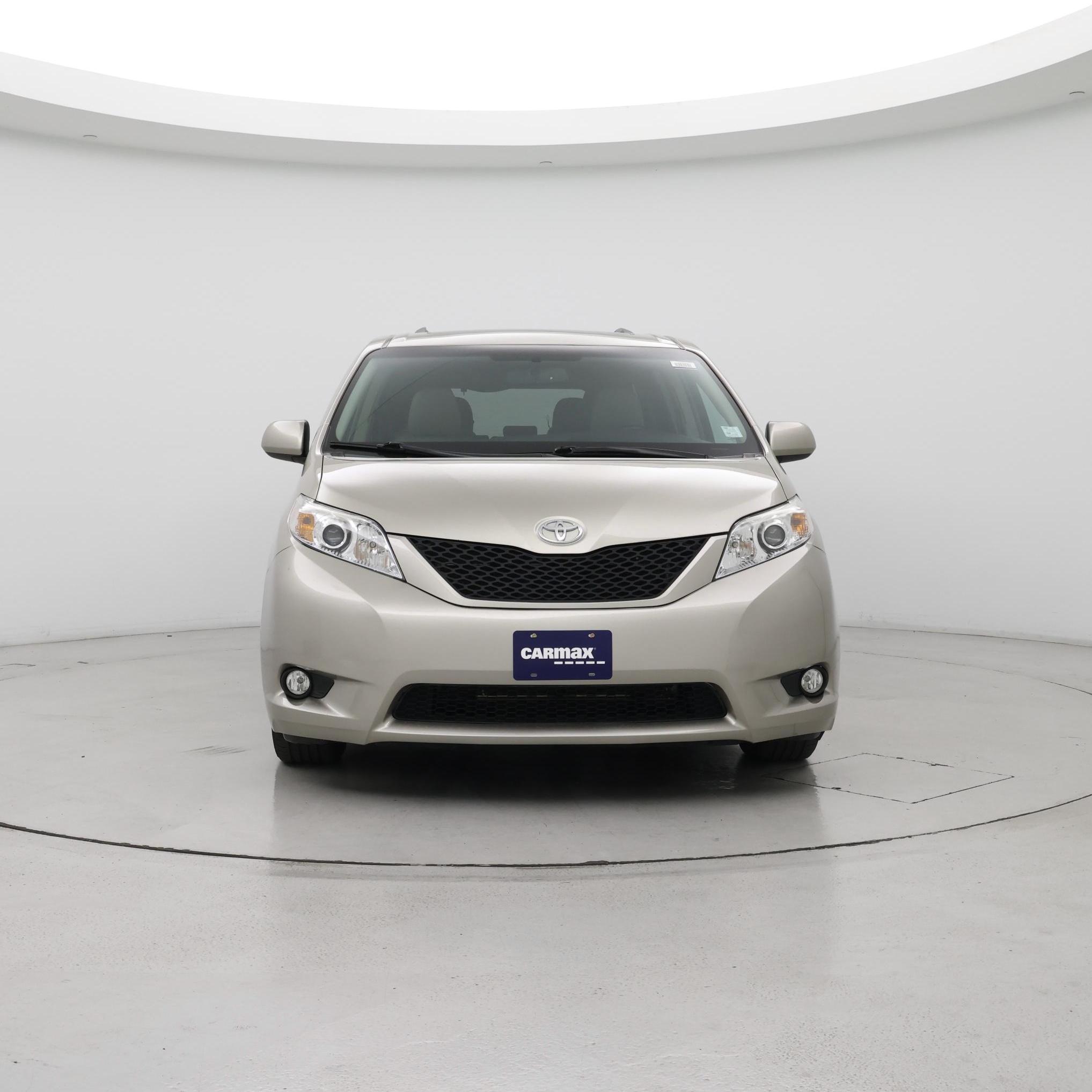 Thumbnail: 2015 Toyota Sienna - 5