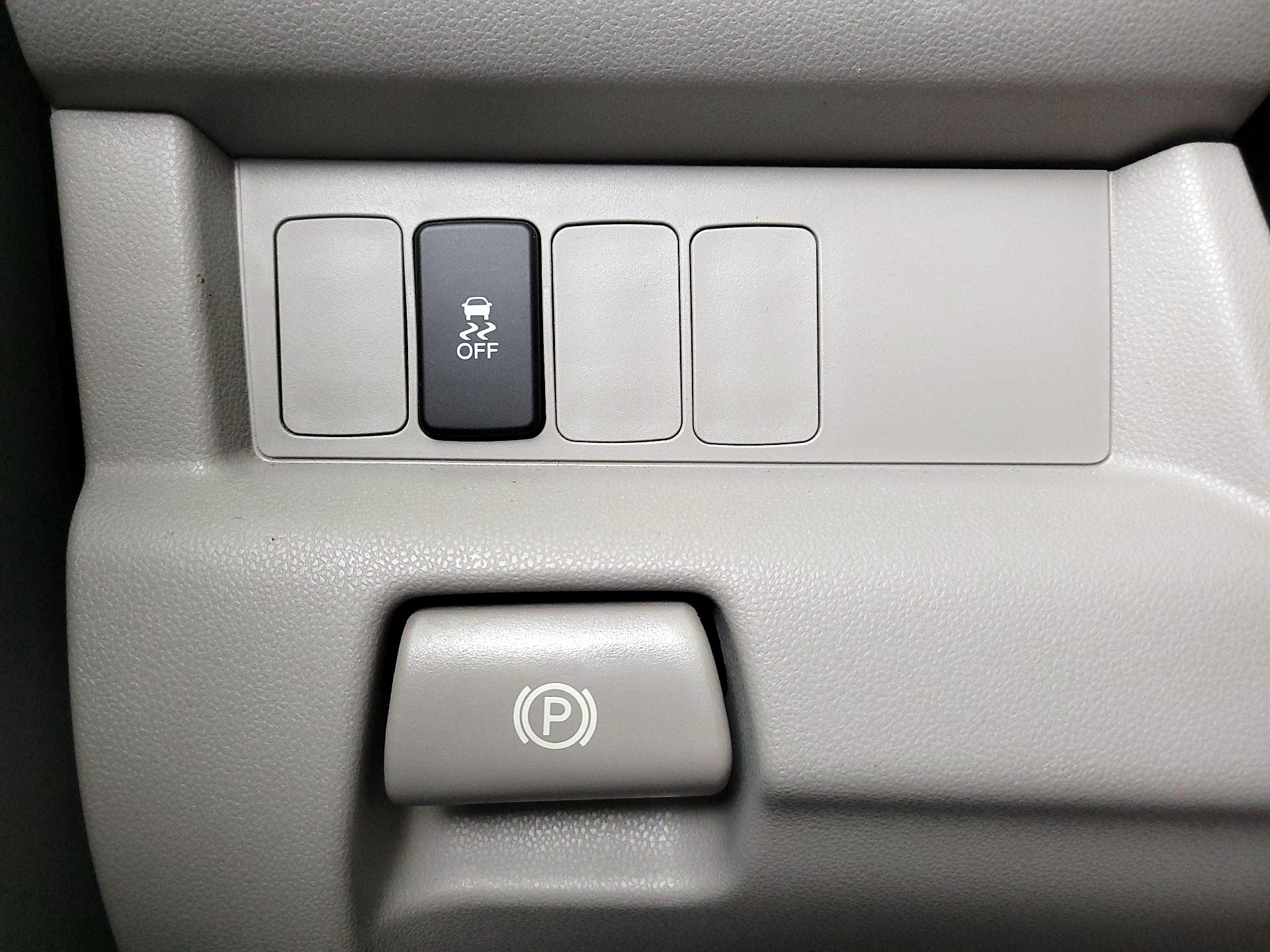 Thumbnail: 2014 Honda Pilot - 13